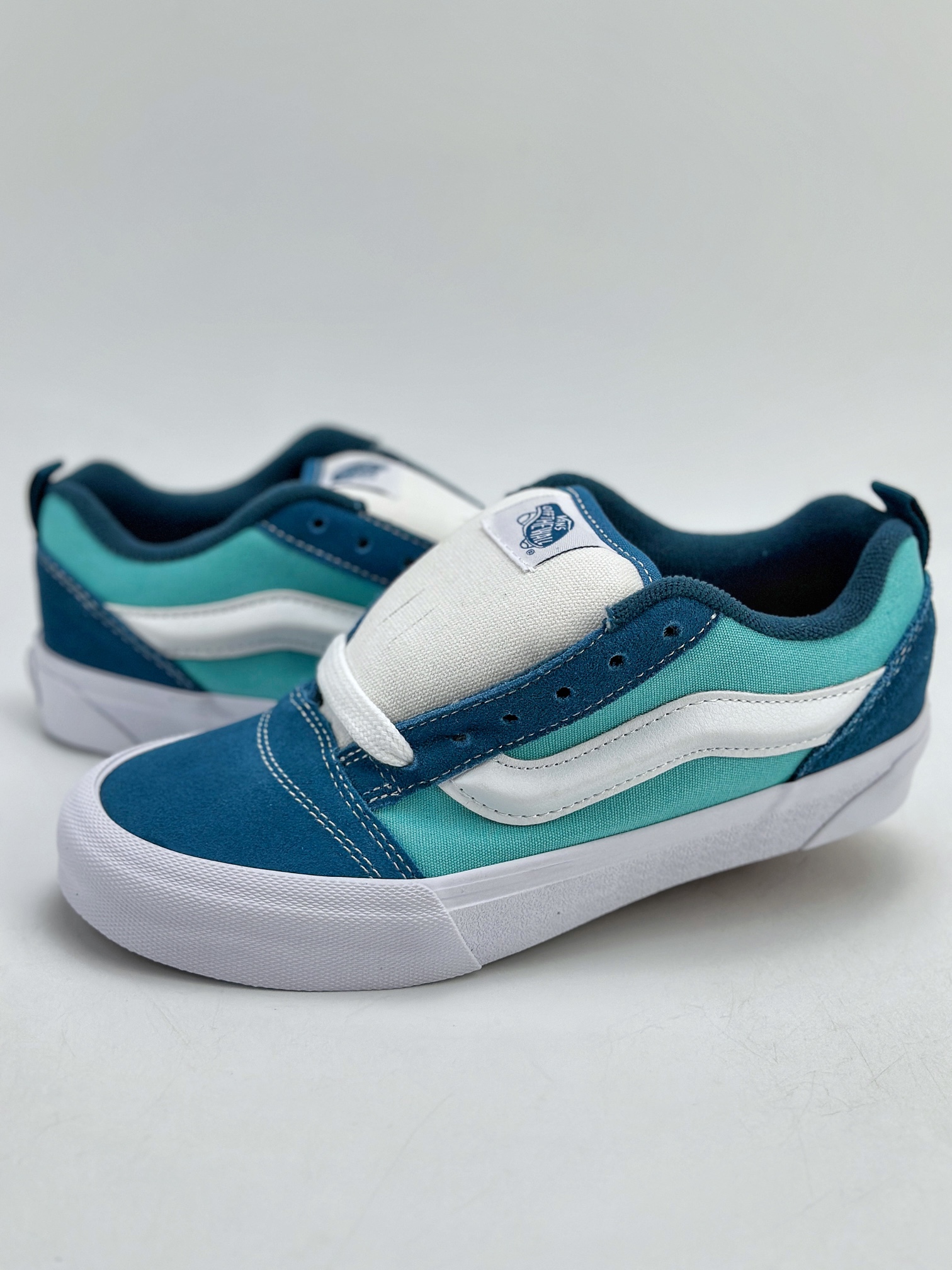 140 Vans Knu Skool 面包鞋经典舒适 膨体鞋舌 VNOOOCSOBER