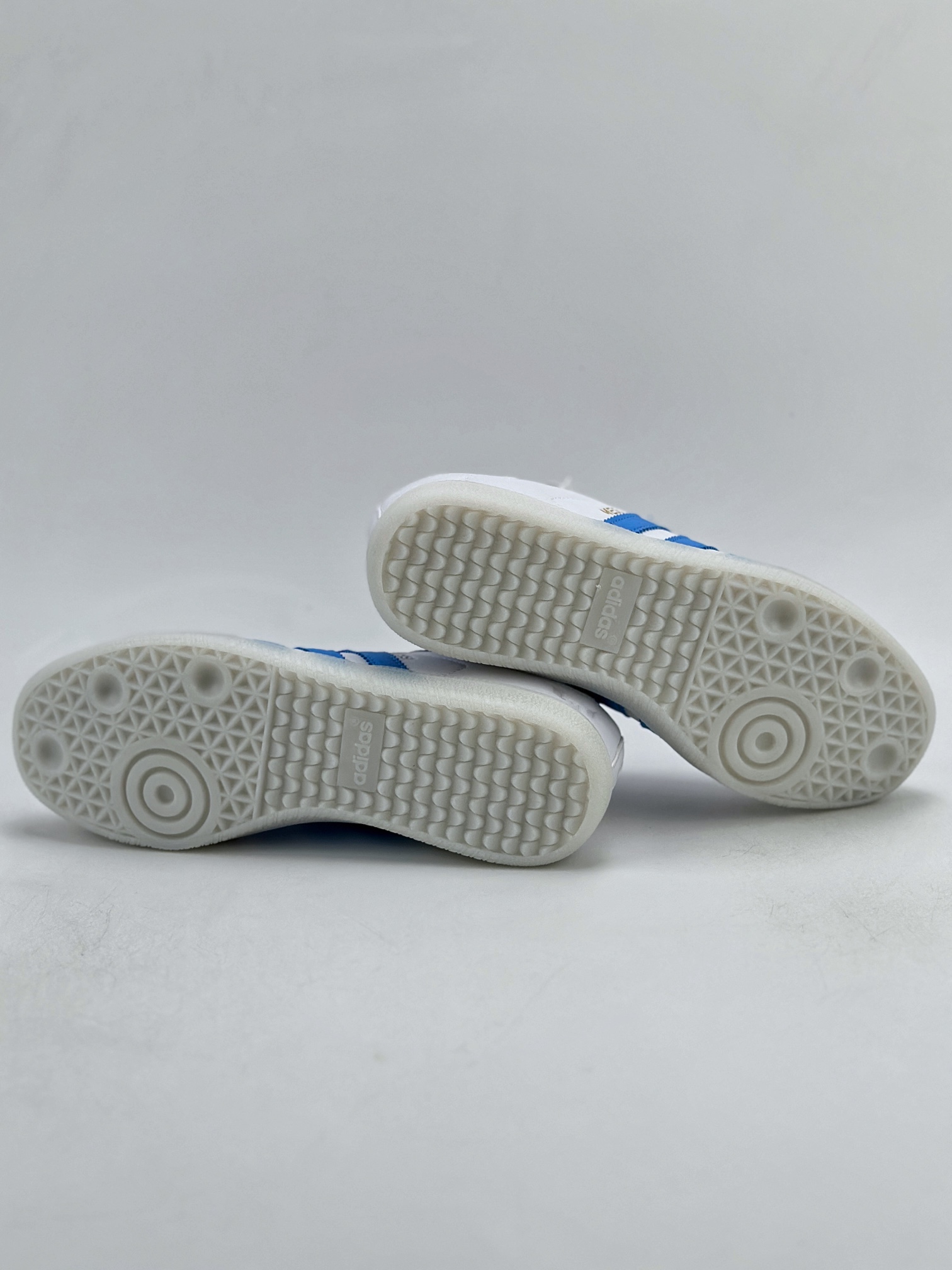 150 adidas originals Samba x LIONEL MESSI 白蓝灰 ID3550