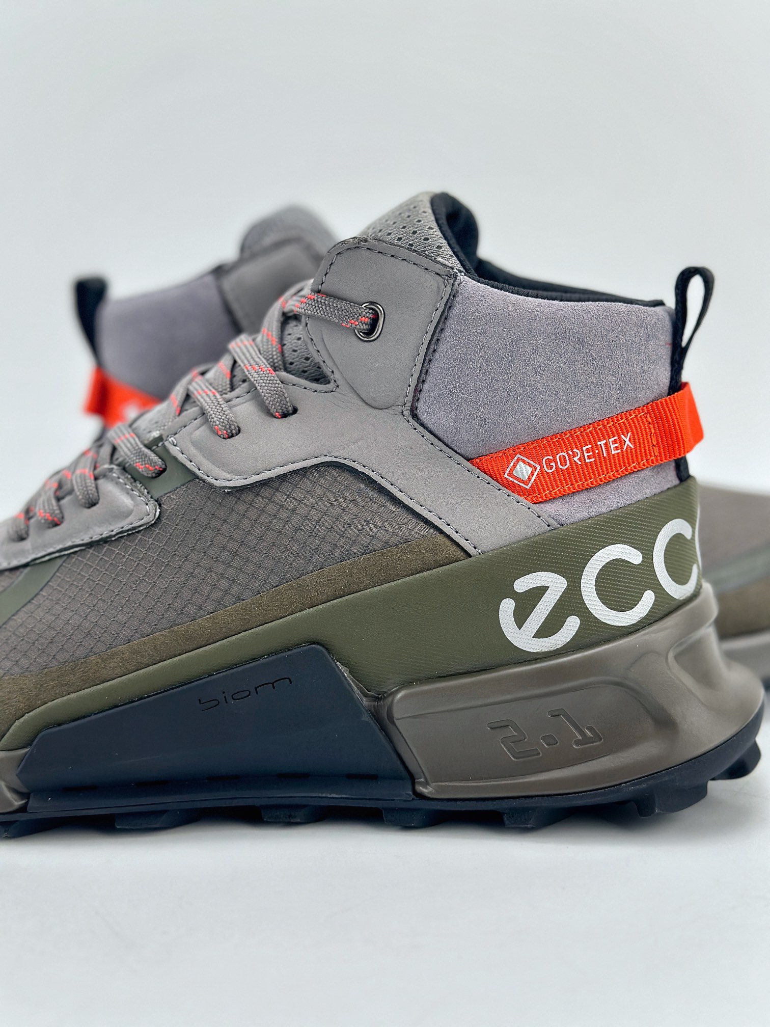 320 ECCO/爱步 运动跑鞋/休闲鞋 品质 钢印Logo 独家官网订制