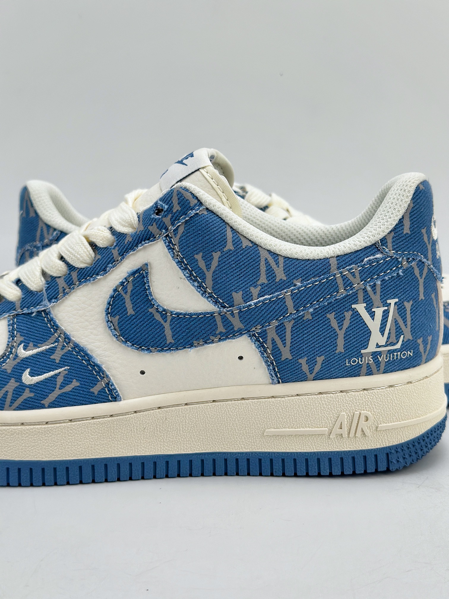 260 Nike Air Force 1 Low 07 x MLB 白蓝牛仔布 HD1968-028