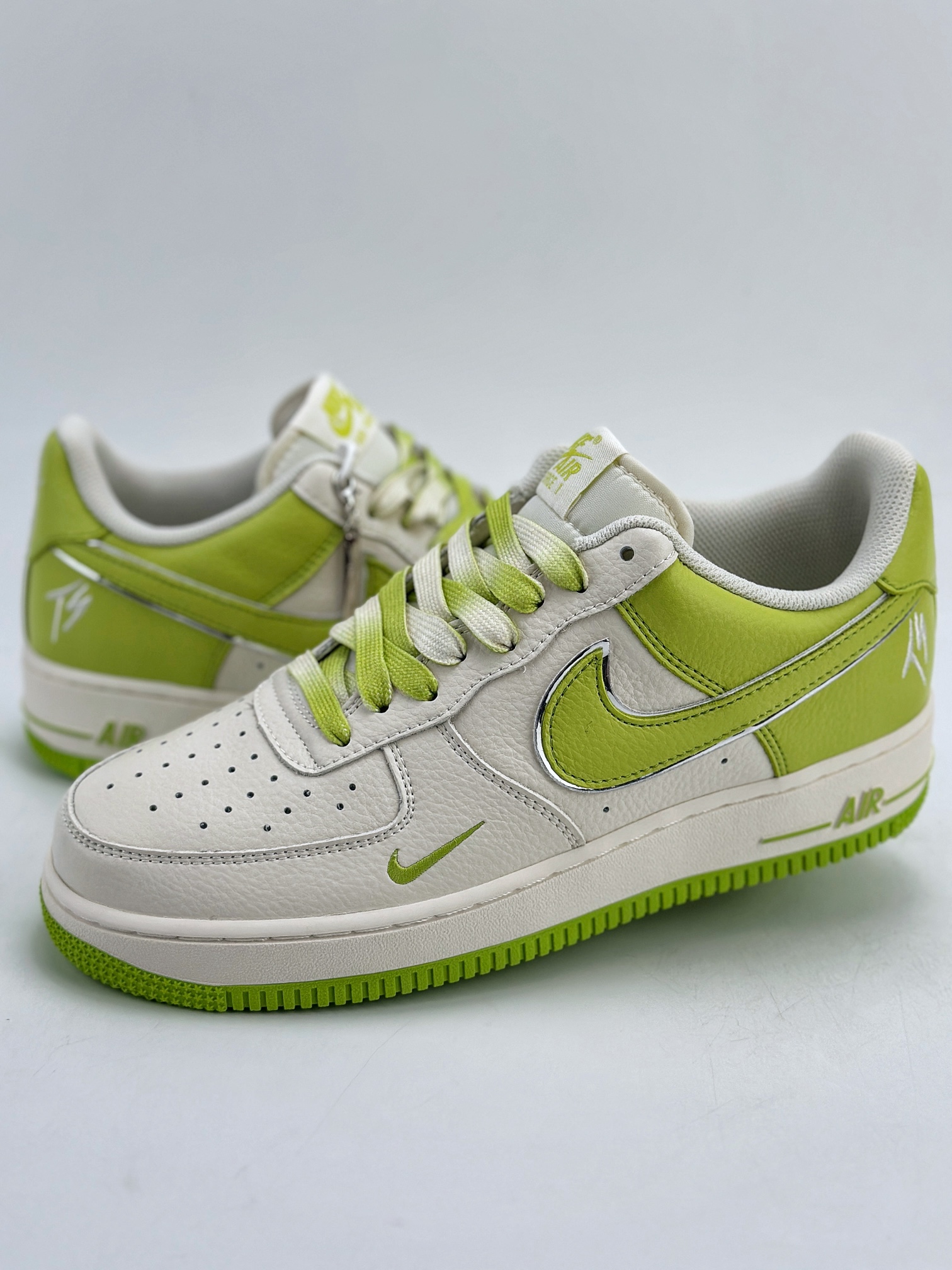 220 Nike Air Force 1 Low 07 x Travis Scott 苹果绿 IO5636-222