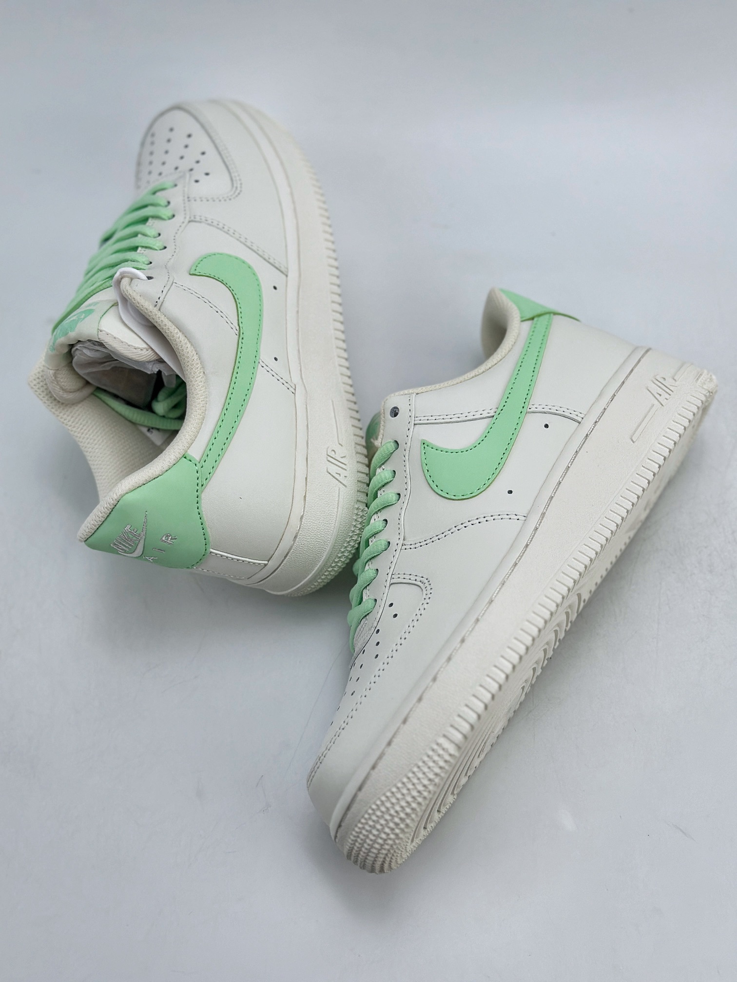 200 Nike Air Force 1 Low 07 白浅绿 CQ5059-223