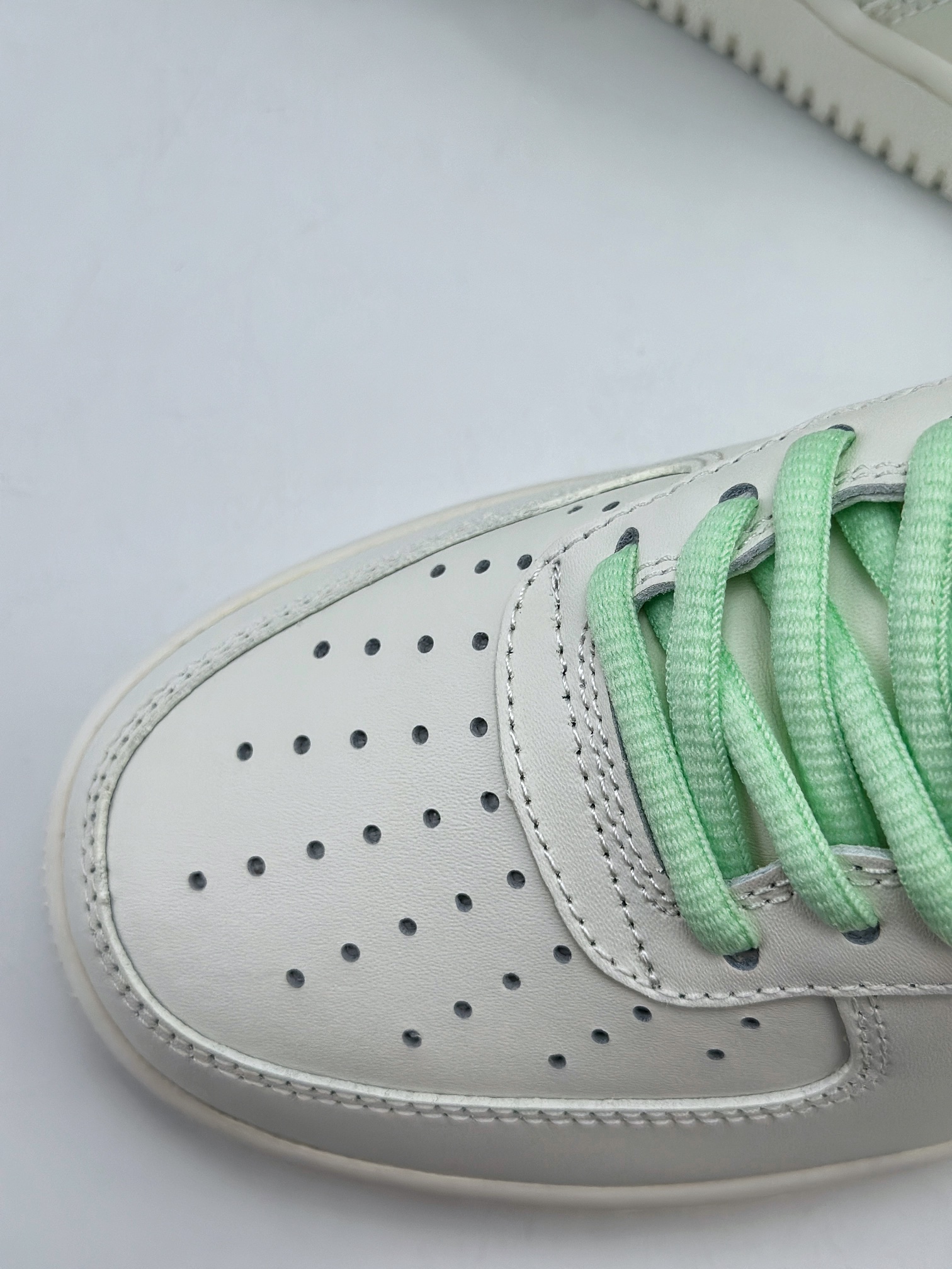 200 Nike Air Force 1 Low 07 白浅绿 CQ5059-223