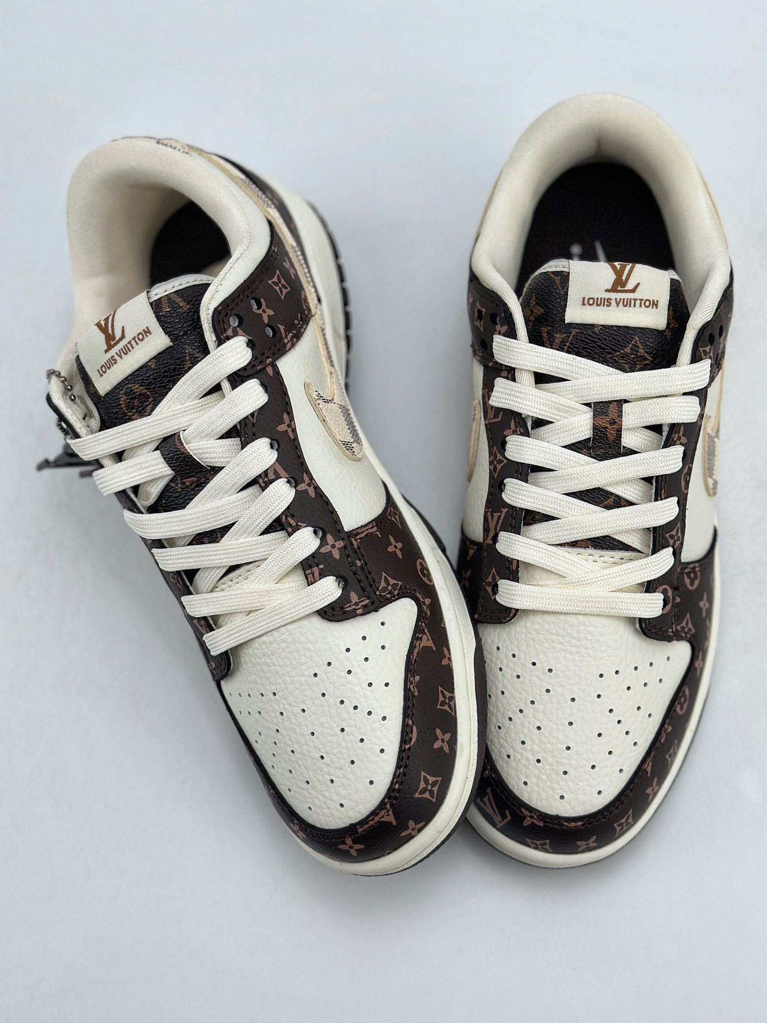 280 Nike SB Dunk Low x Louis Vuitton 白棕老花 SJ2068-253