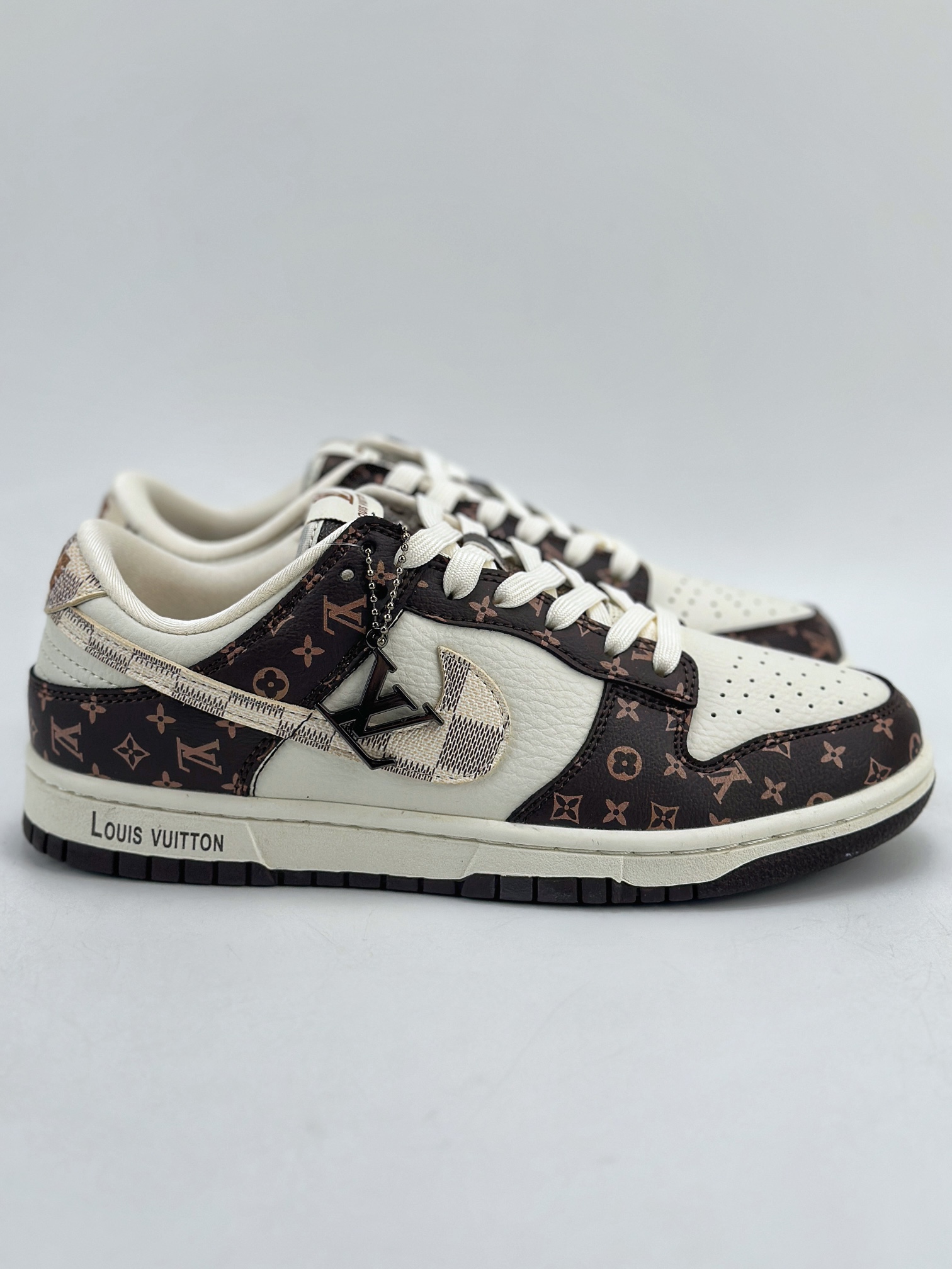 280 Nike SB Dunk Low x Louis Vuitton 白棕老花 SJ2068-253