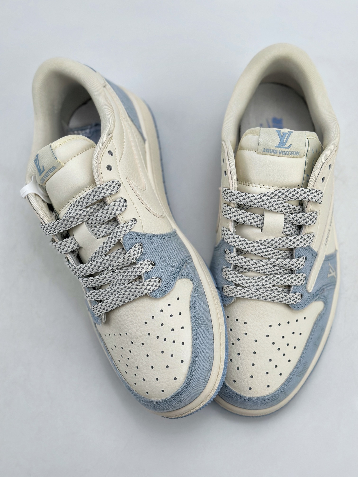 280 Travis Scott x Nike Air Jordan 1 Low x Louis Vuitton 三方联名 LJ5188-003