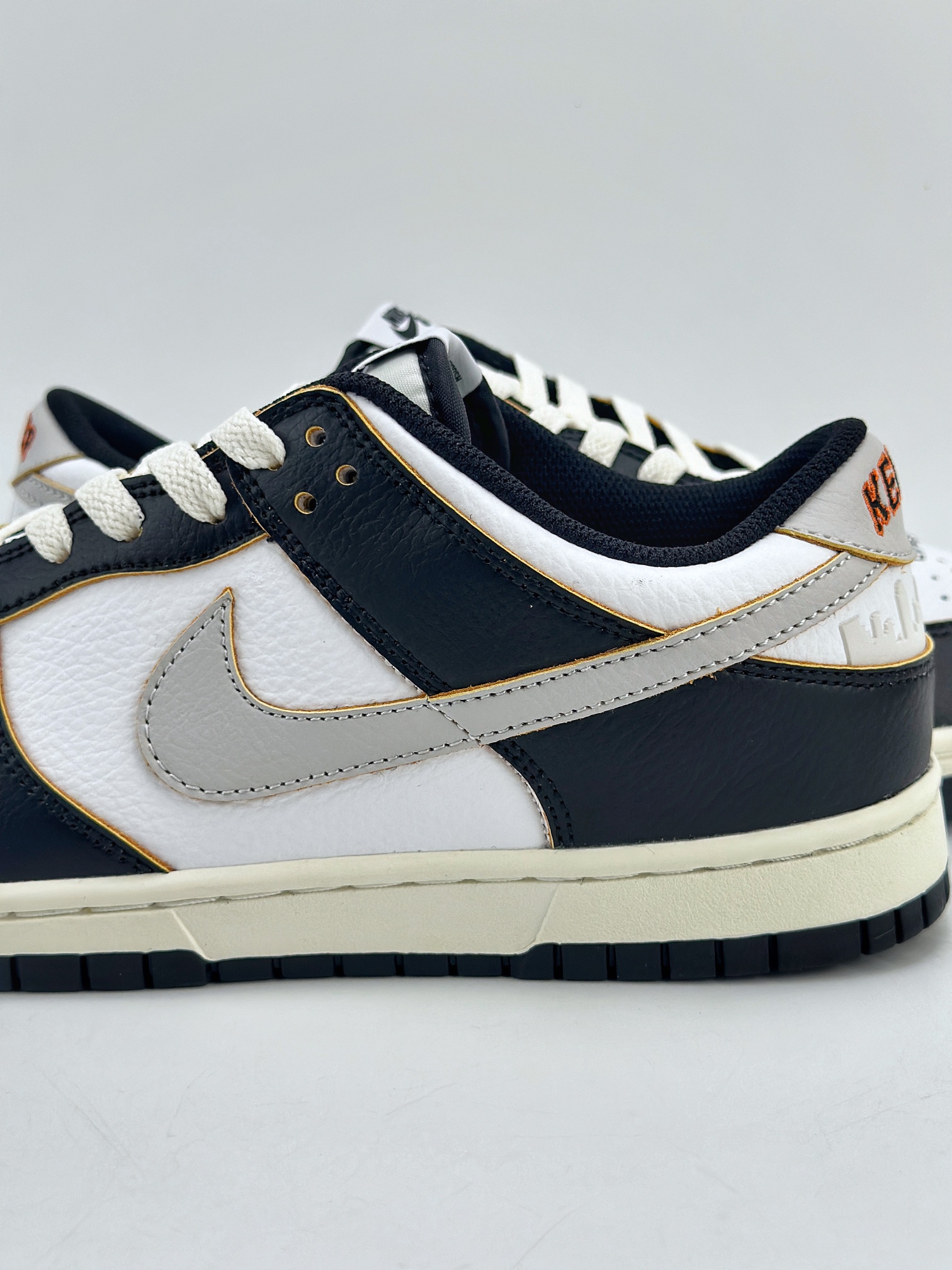 190 NIKE SB Dunk Low x HUF ”San Francisco” 旧金山 FD8775-001