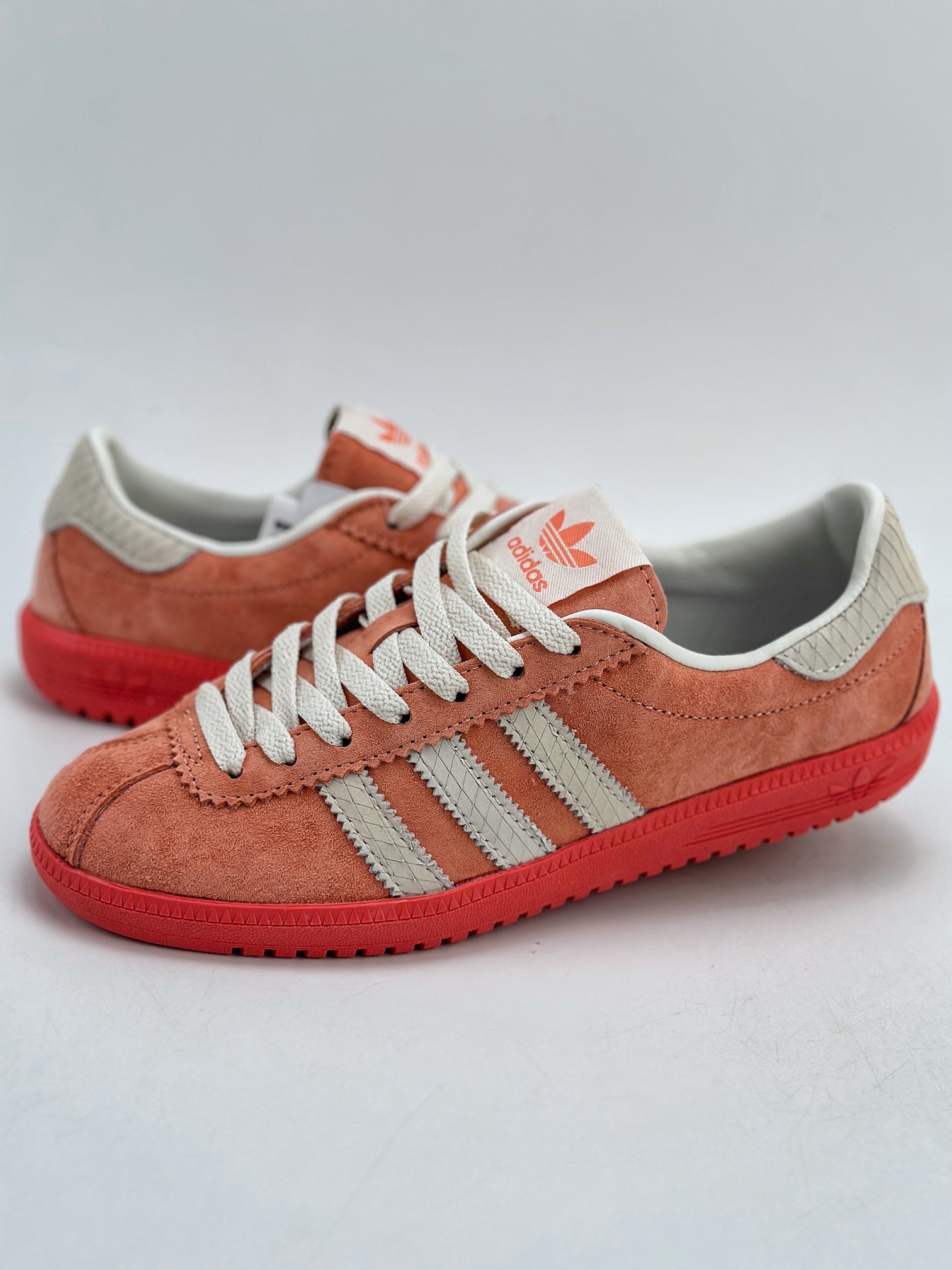 160 adidas originals Bermuda BRMS W IF6559