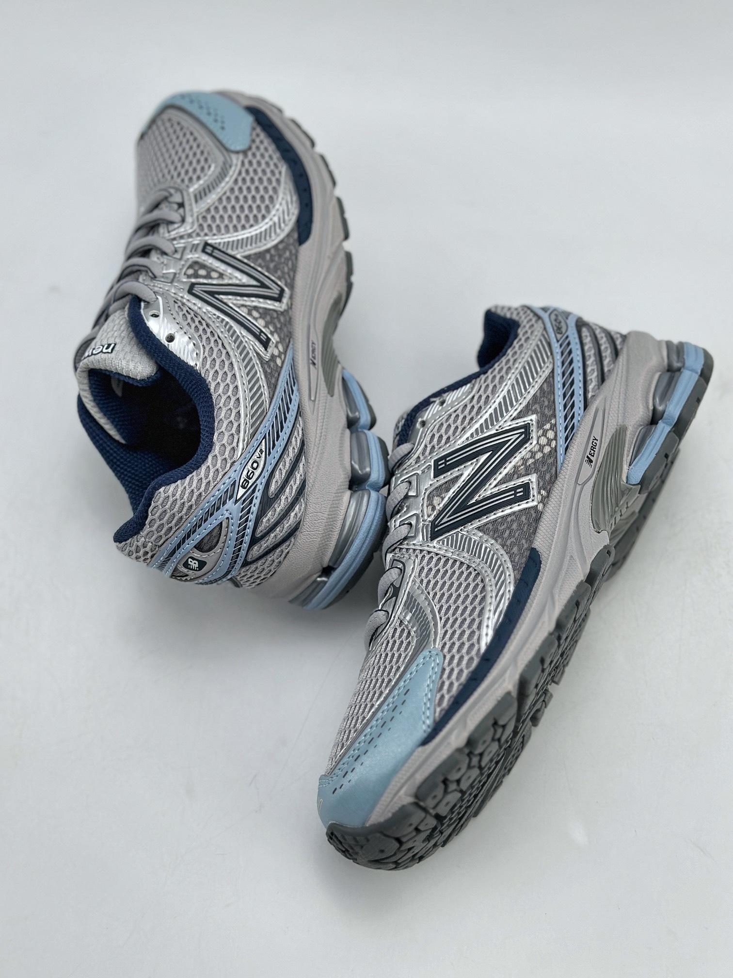 180 New Balance NB 860V2 防滑耐磨低帮跑步鞋  ML860BB2XQ