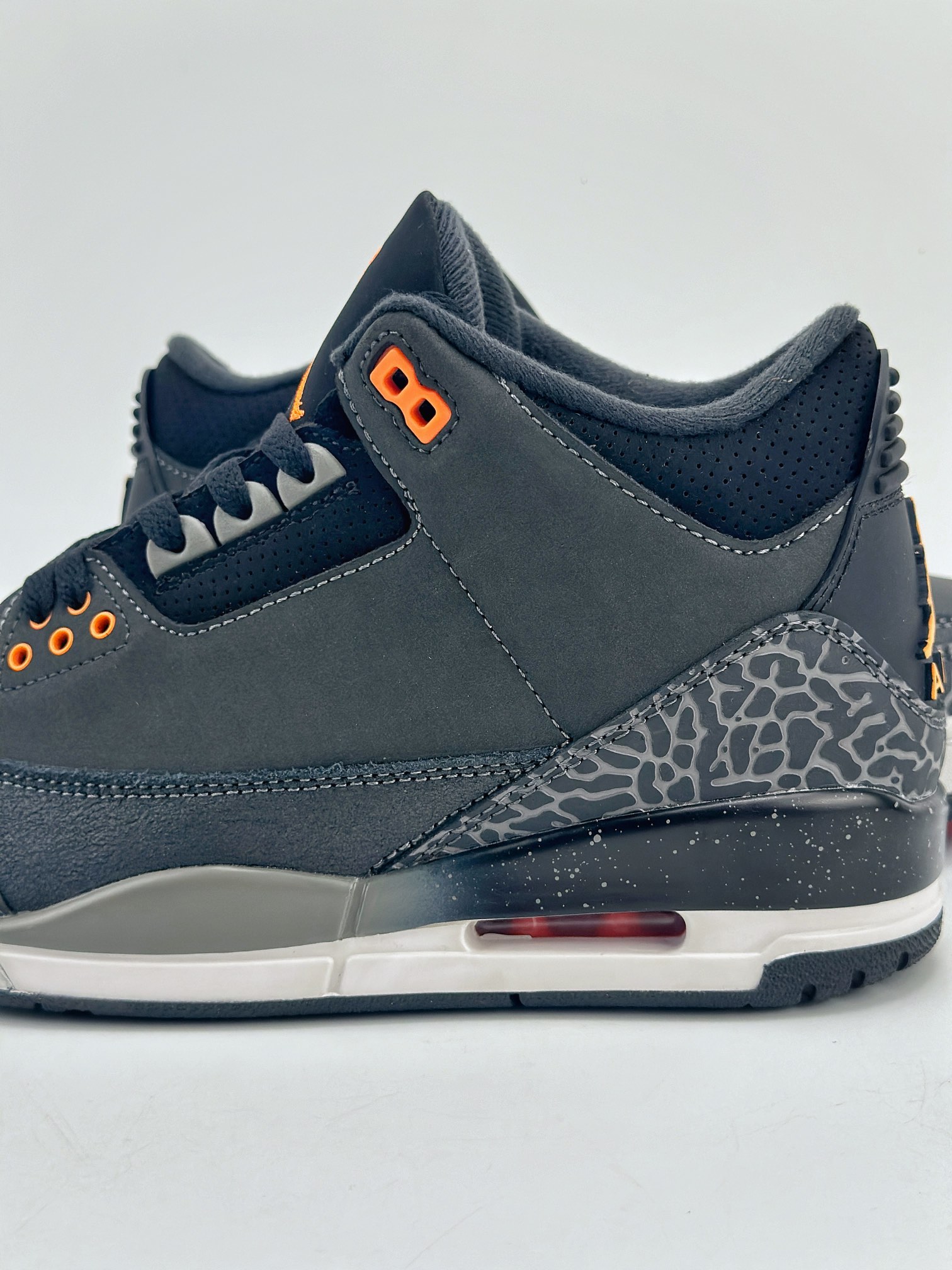 240 Air Jordan 3 Retro ”Fear” 恐惧 潮流复古篮球鞋 CT8532-080