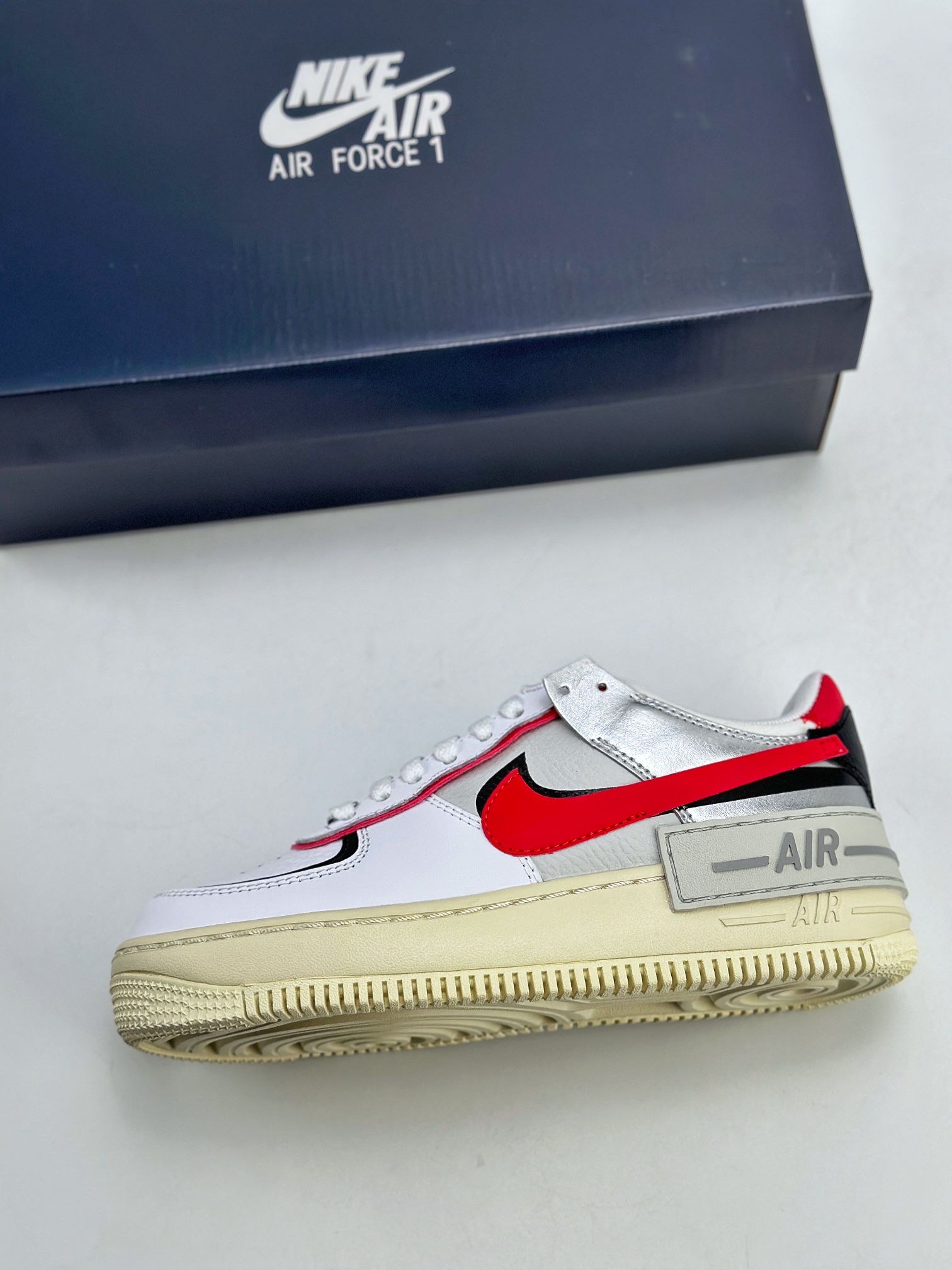 180 Nike Air Force 1 Low 07 Shadow 马卡龙 白红黑 FN6335-100