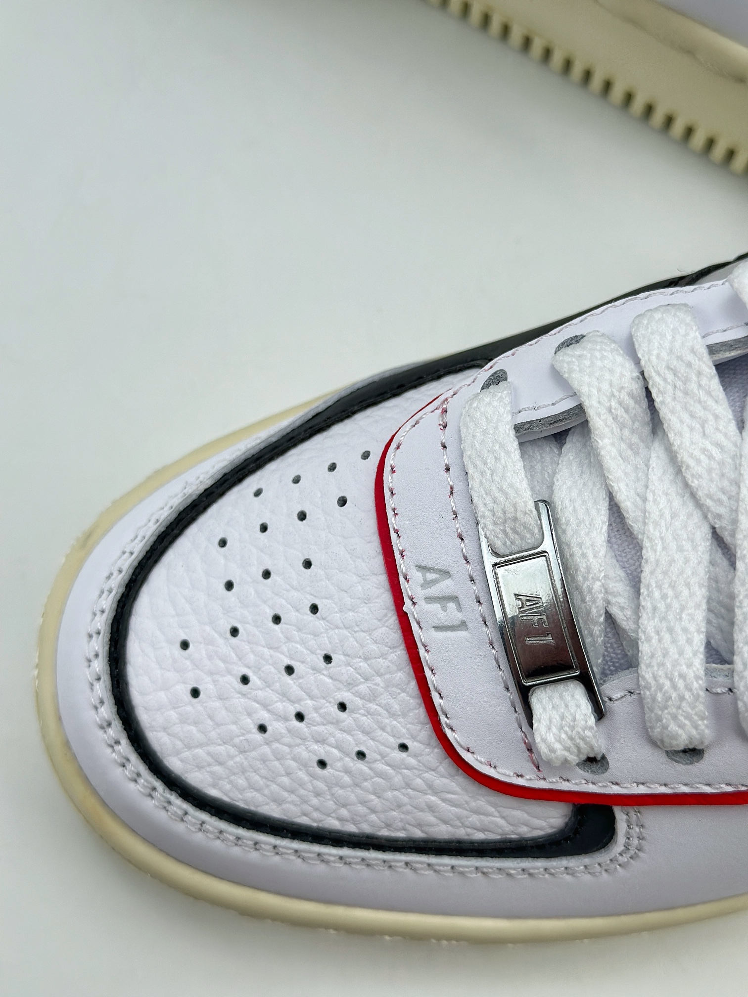 180 Nike Air Force 1 Low 07 Shadow 马卡龙 白红黑 FN6335-100
