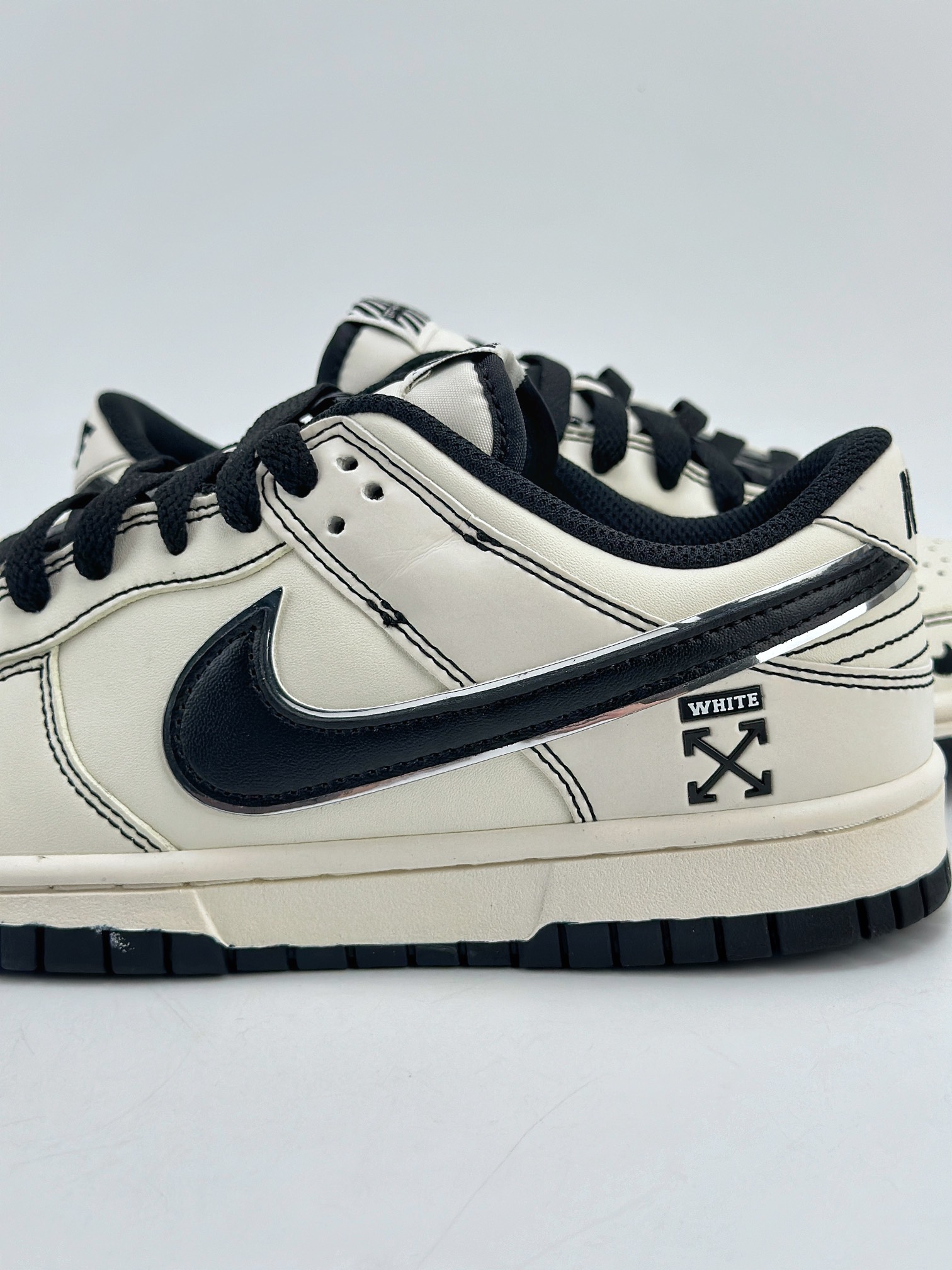 280 Nike SB Dunk Low x OFF-WHITE 白黑小钩 DJ2024-003