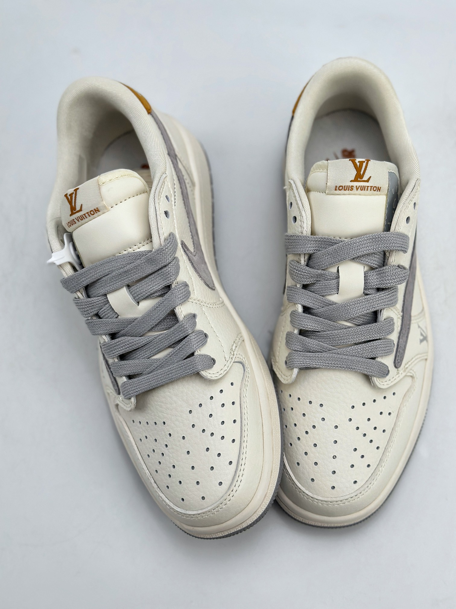 280 Travis Scott x Nike Air Jordan 1 Low x Louis Vuitton 三方联名 LX1988-800