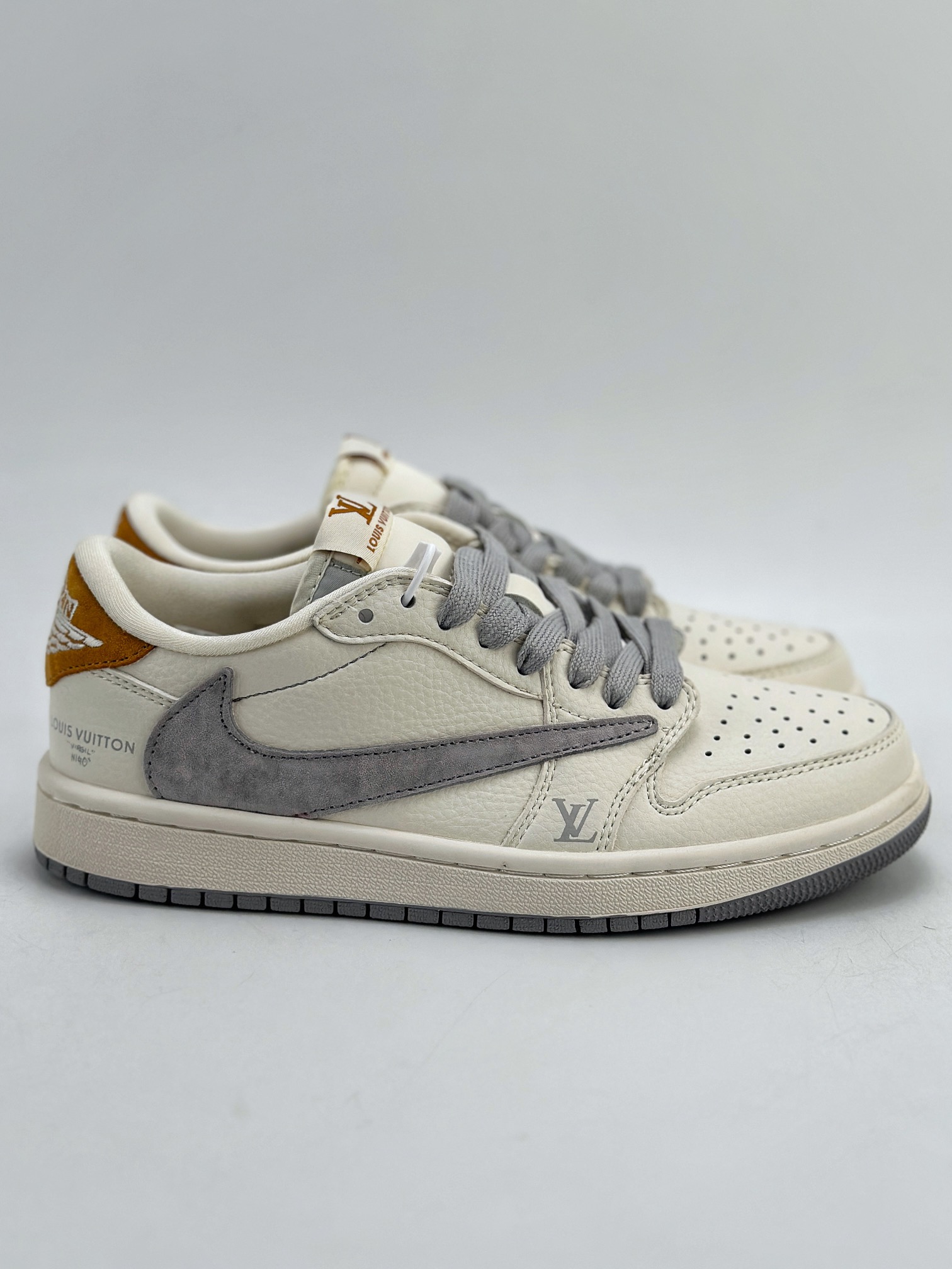 280 Travis Scott x Nike Air Jordan 1 Low x Louis Vuitton 三方联名 LX1988-800