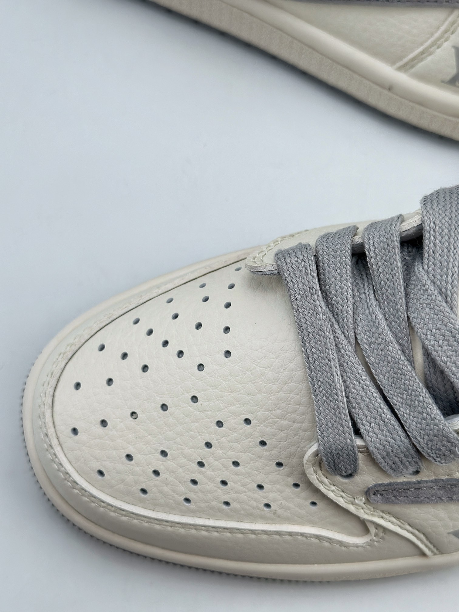 280 Travis Scott x Nike Air Jordan 1 Low x Louis Vuitton 三方联名 LX1988-800