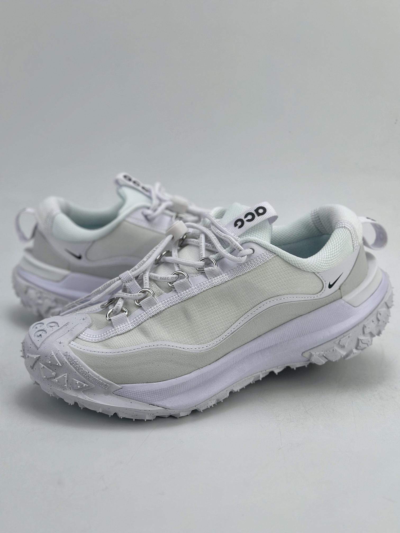220 NK ACG MOUNTAIN FLY 2 LOW 外户登山列系越跑低帮休闲动运徒步鞋 FZ3311-100
