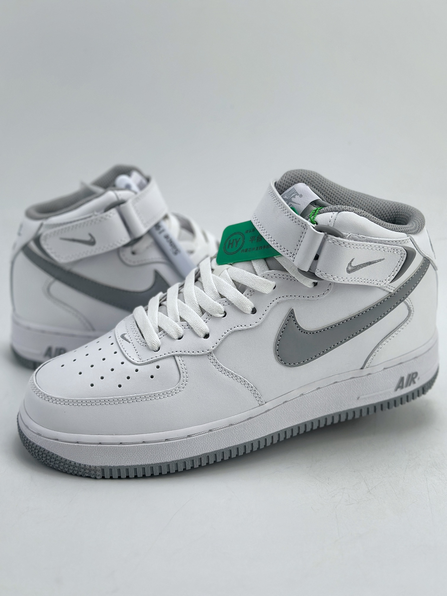 220 Nike Air Force 1 Mid 07 ”White/Metallic” 白灰 DV0806-100
