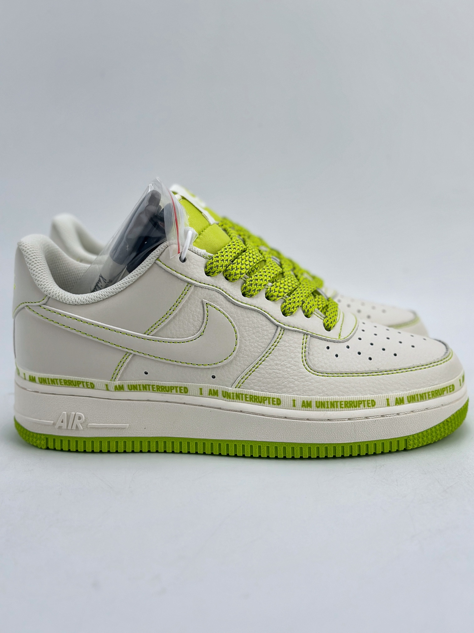 200 Nike Air Force 1 Low 07 白苹果绿满天星 LJ2322-568