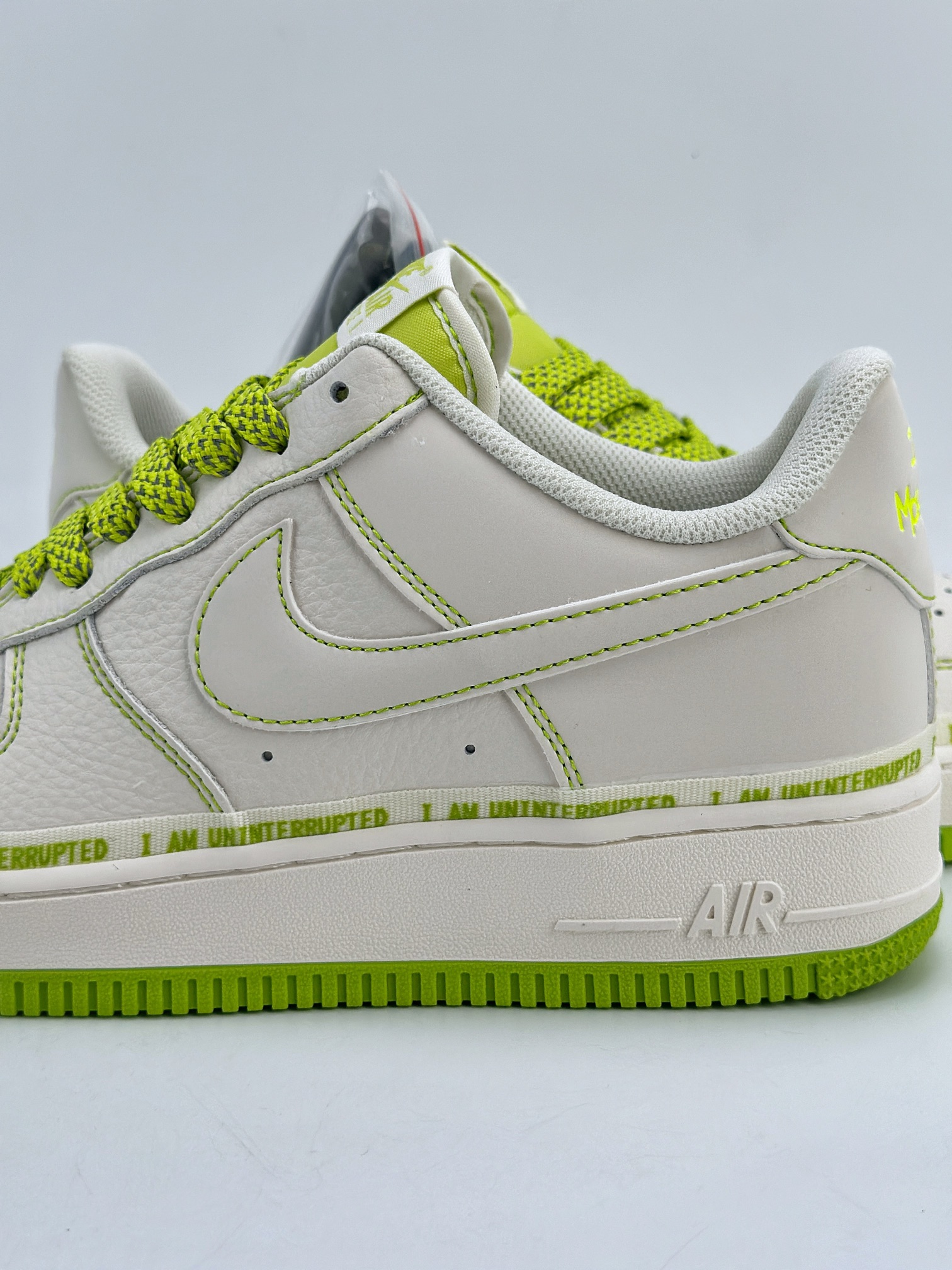 200 Nike Air Force 1 Low 07 白苹果绿满天星 LJ2322-568