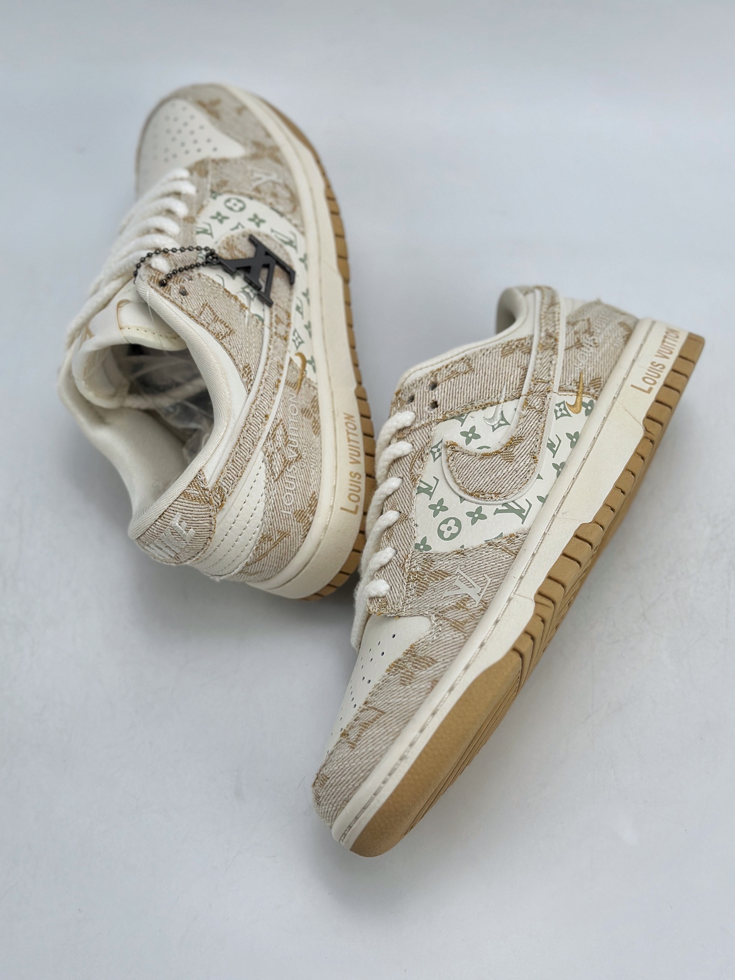 280 Nike SB Dunk Low x Louis Vuitton 白米棕牛仔布 SJ2068-258