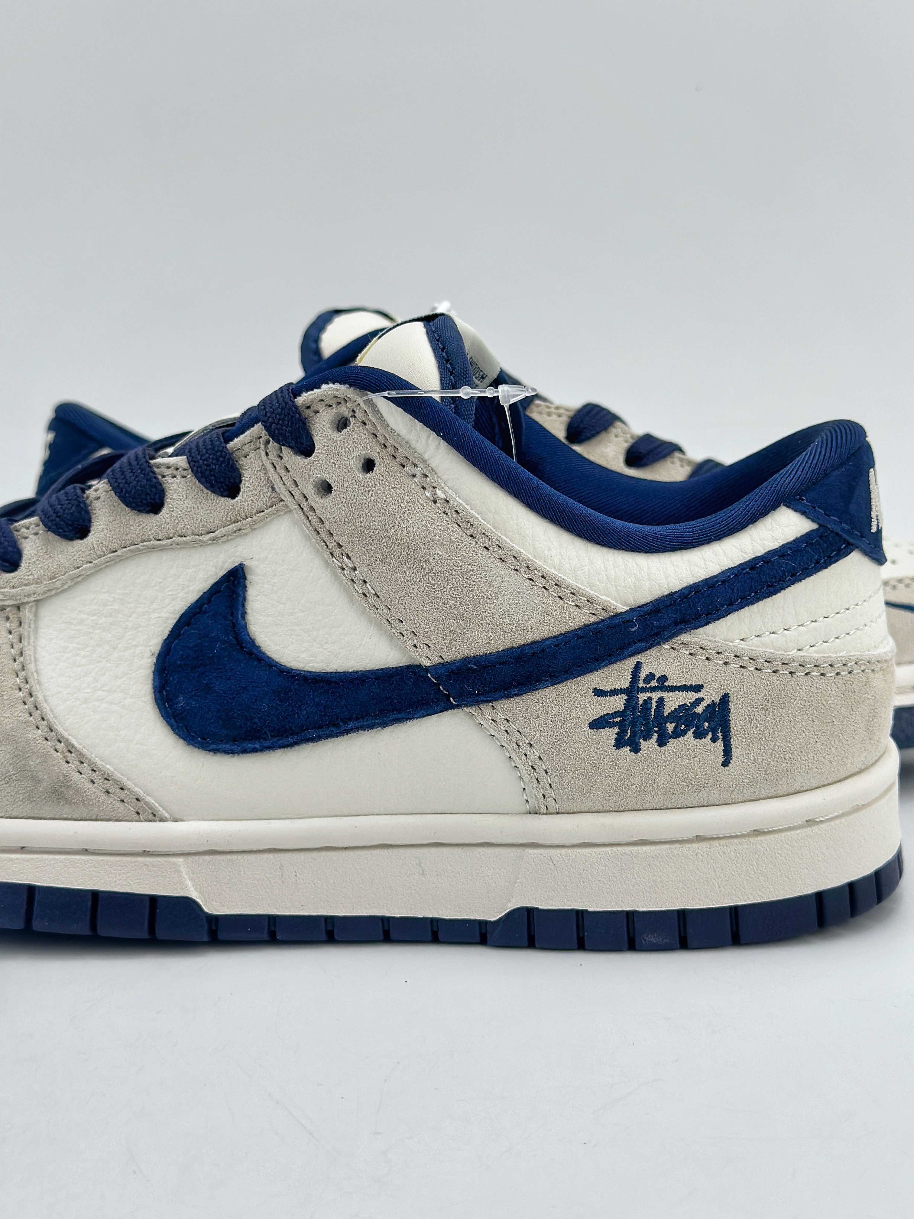 NIKE SB Dunk Low x Stussy 斯图西米白蓝  DQ1098-339