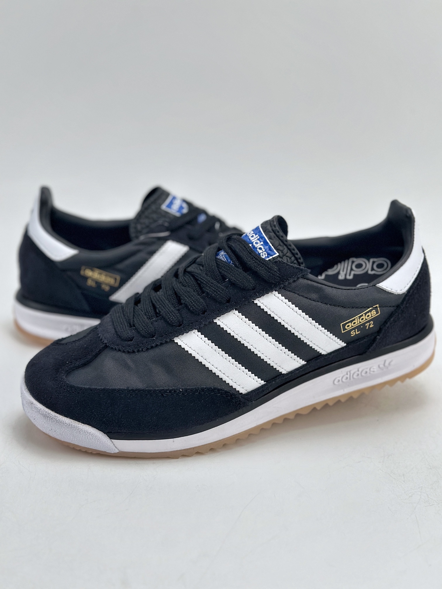 adidas Originals SL 72 RS 阿迪休闲防滑耐磨低帮板鞋  JI1282