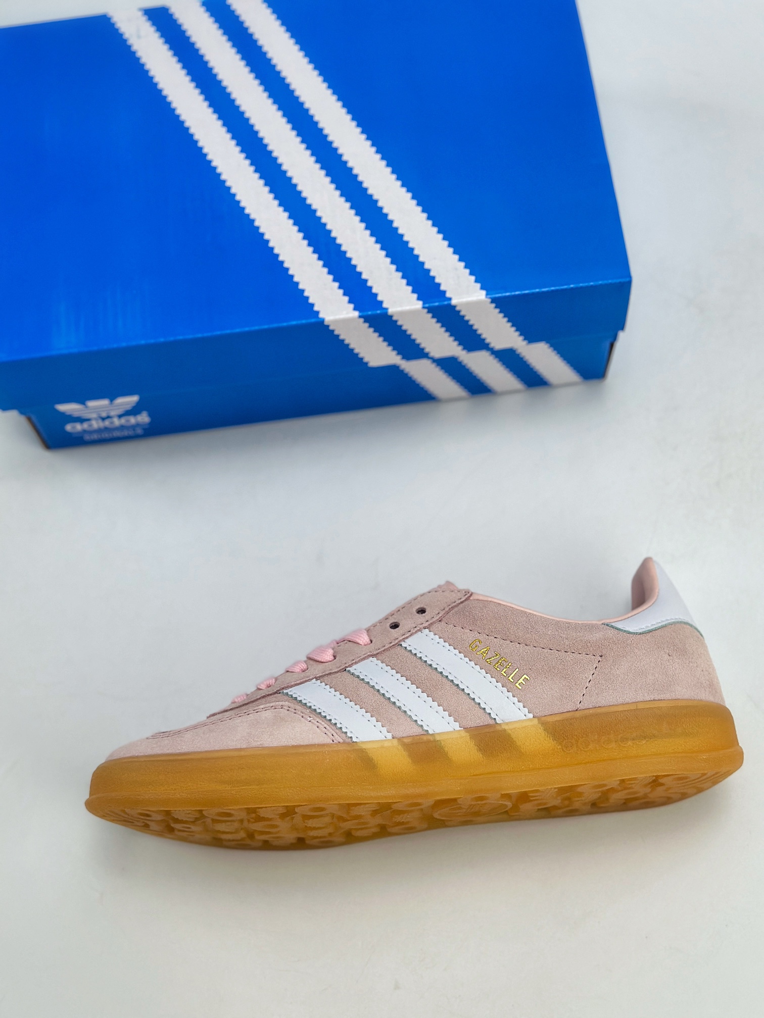 adidas Originals Gazelle INdoor 白粉 三叶草休闲防滑耐磨低帮板鞋 IH5484