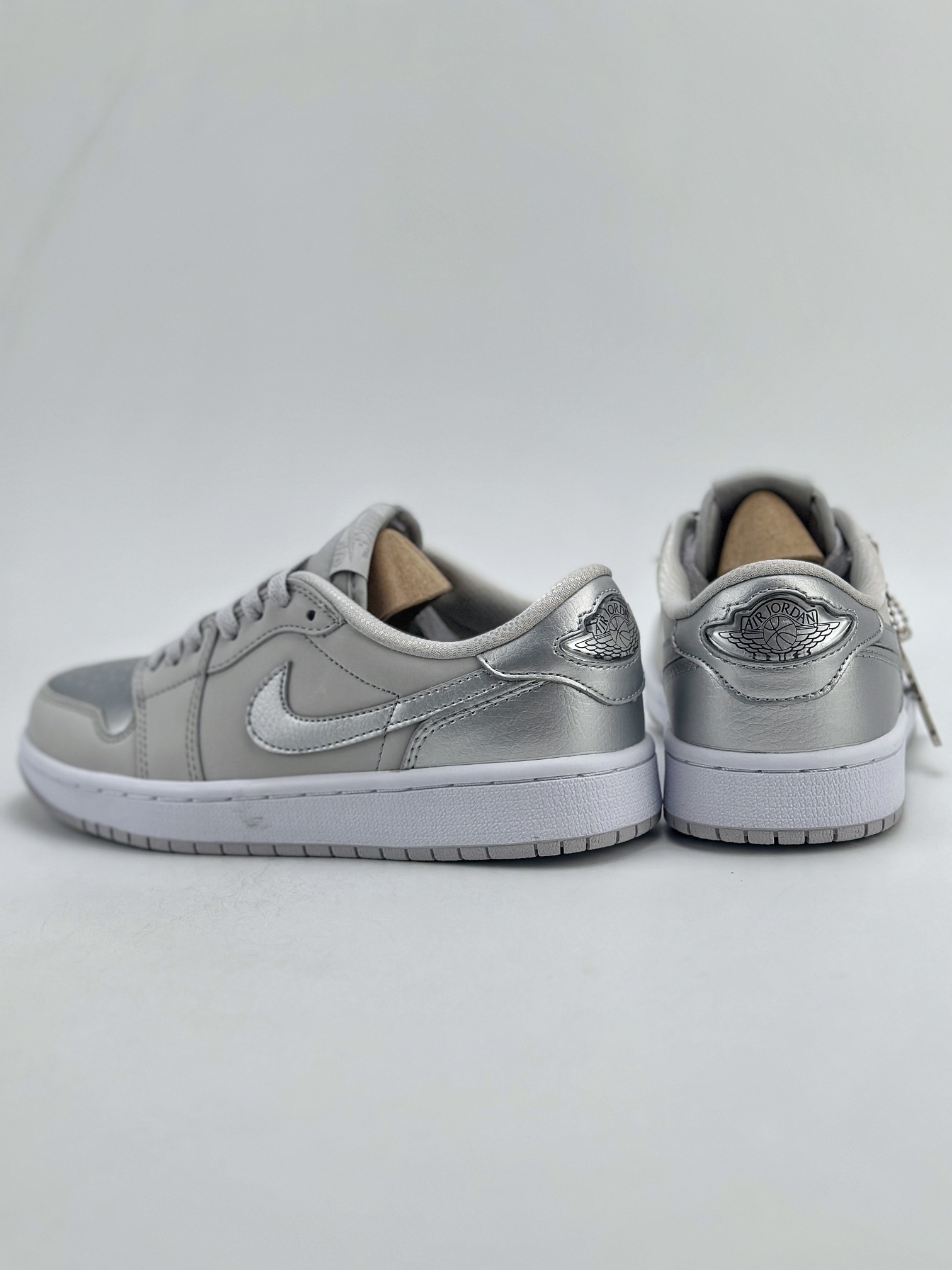 Air Jordan 1 Retro Low OG GT银  CZ0790-002