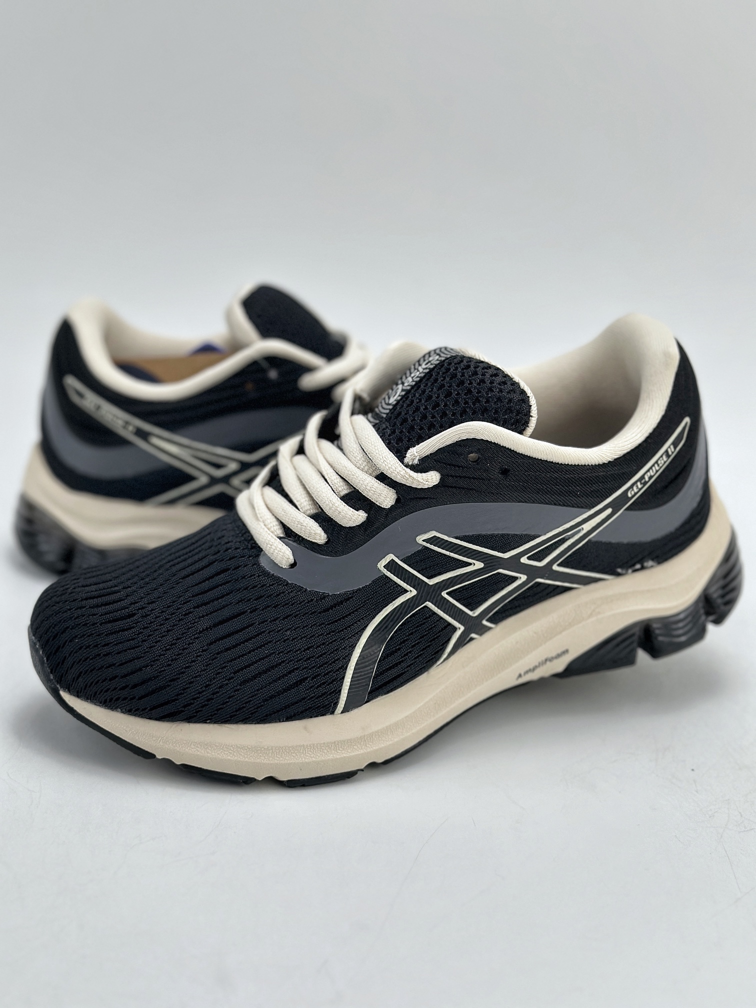 Asics GEL-PULSE 11 亚瑟士运动透气专业跑鞋  1011B293-003