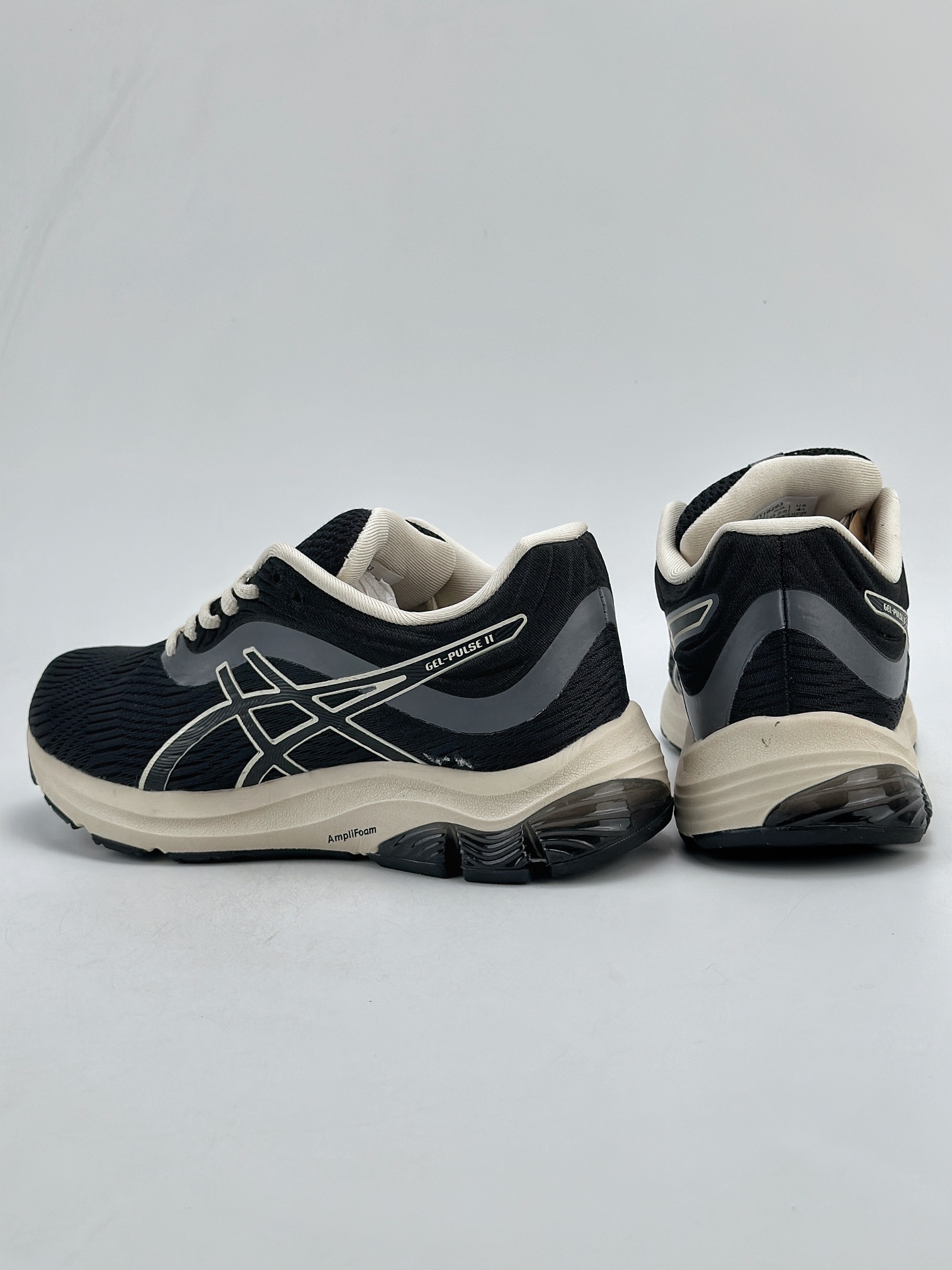 Asics GEL-PULSE 11 亚瑟士运动透气专业跑鞋  1011B293-003