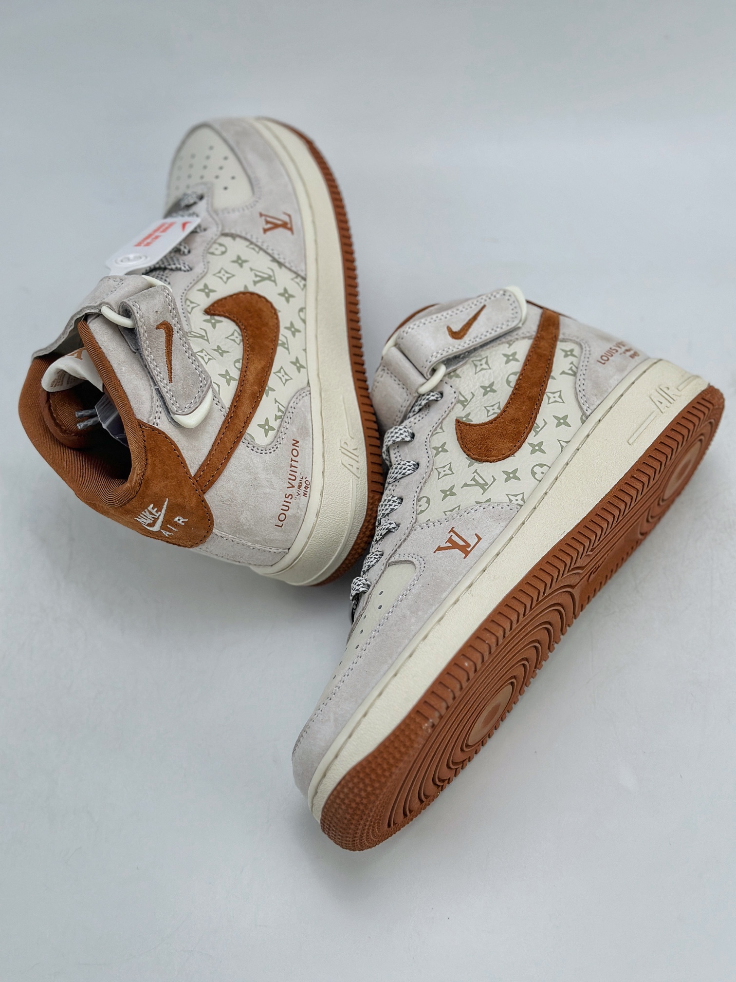 Nike Air Force 1 Mid 07 x Louis Vuitton 白棕印花  DQ7688-400