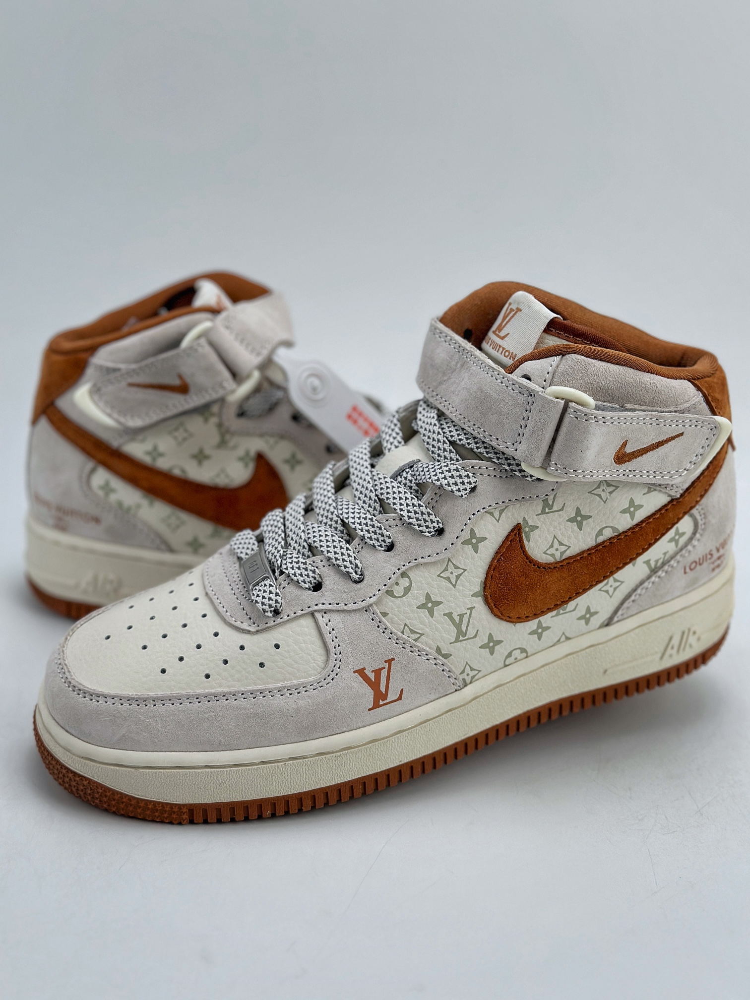 Nike Air Force 1 Mid 07 x Louis Vuitton 白棕印花  DQ7688-400