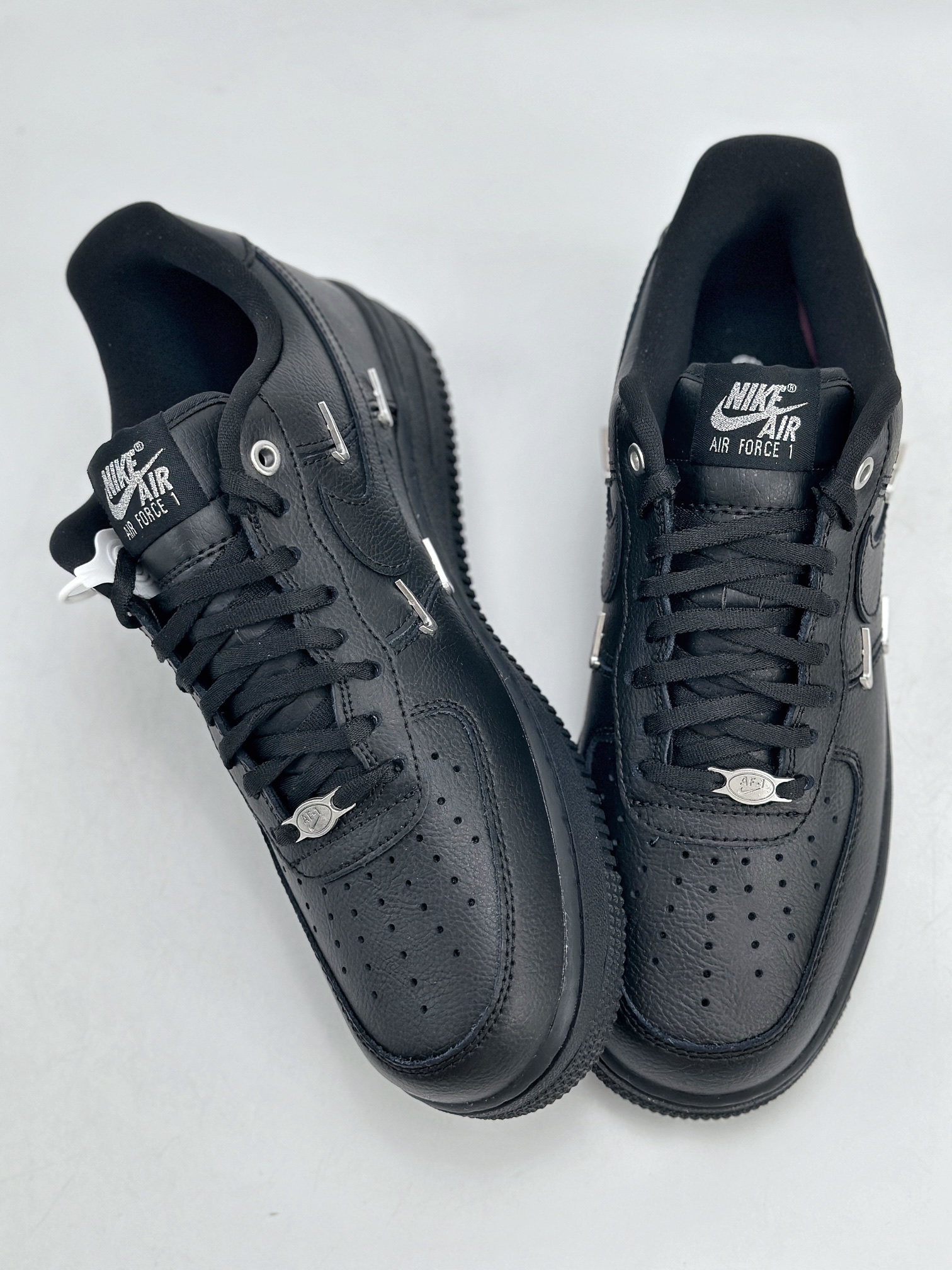 Nike Air Force 1 Low 07 WMNS 黑武士四钩  HQ1180-001