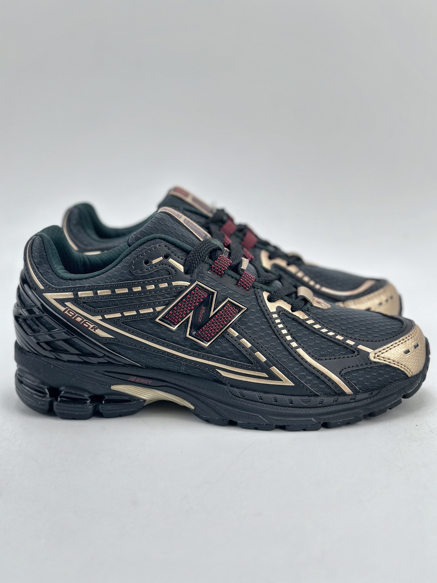 New Balance M1906系列 复古单品宝藏老爹鞋款  M1906RKS