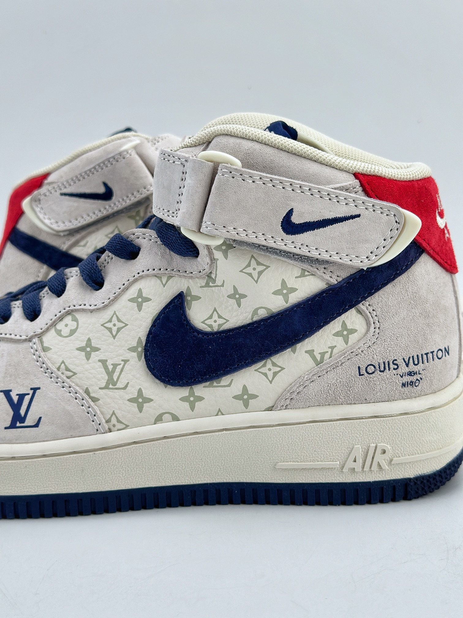 Nike Air Force 1 Mid 07 x Louis Vuitton 灰蓝红  DQ7688-100