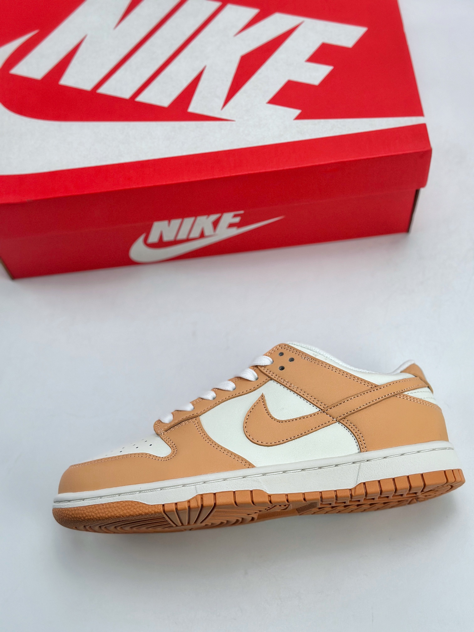 NIKE SB Dunk Low harvest moon 浅橙  DD1503-114