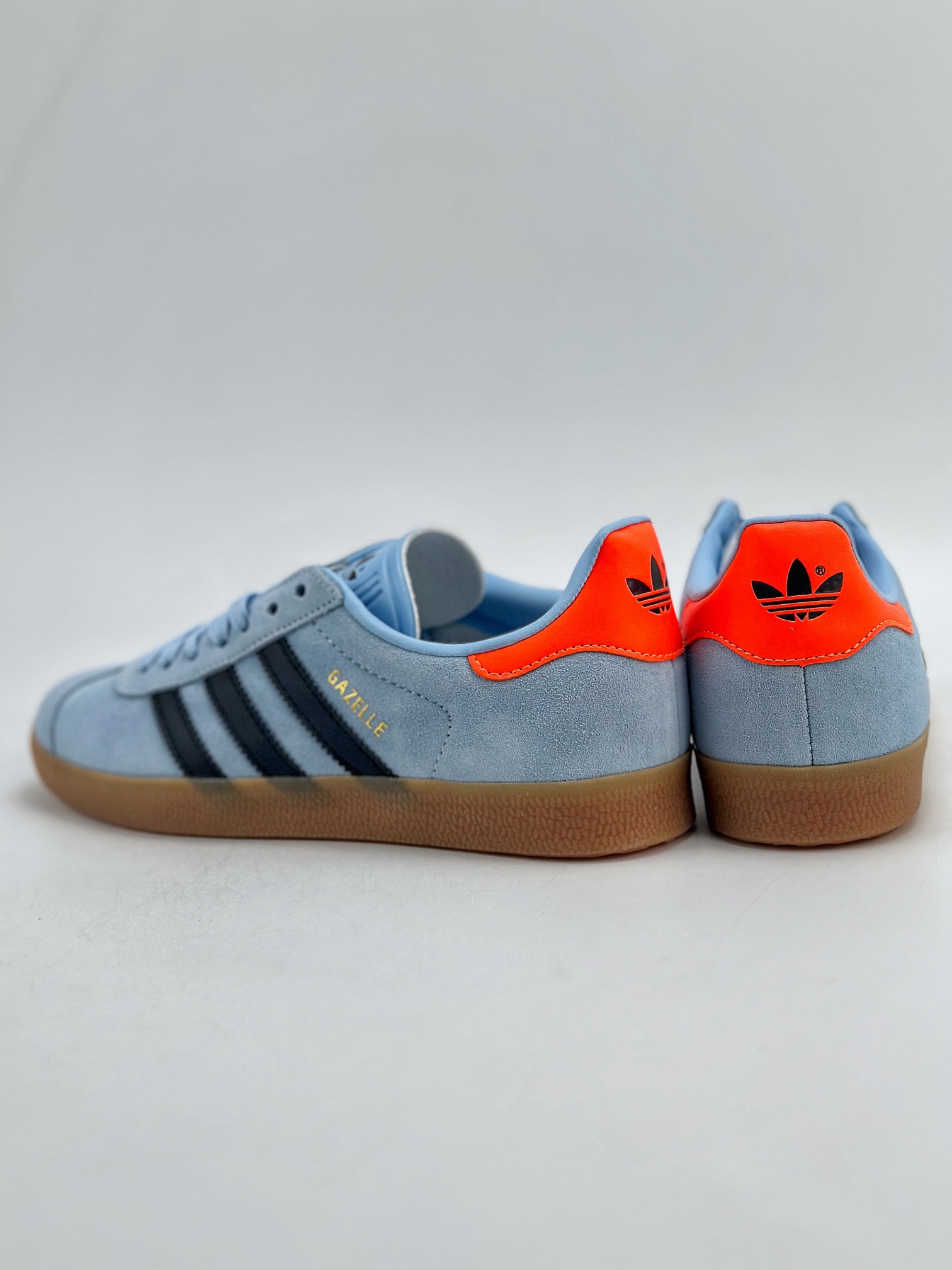 adidas Originals Gazelle 蓝 三叶草休闲防滑耐磨低帮板鞋   JI2076