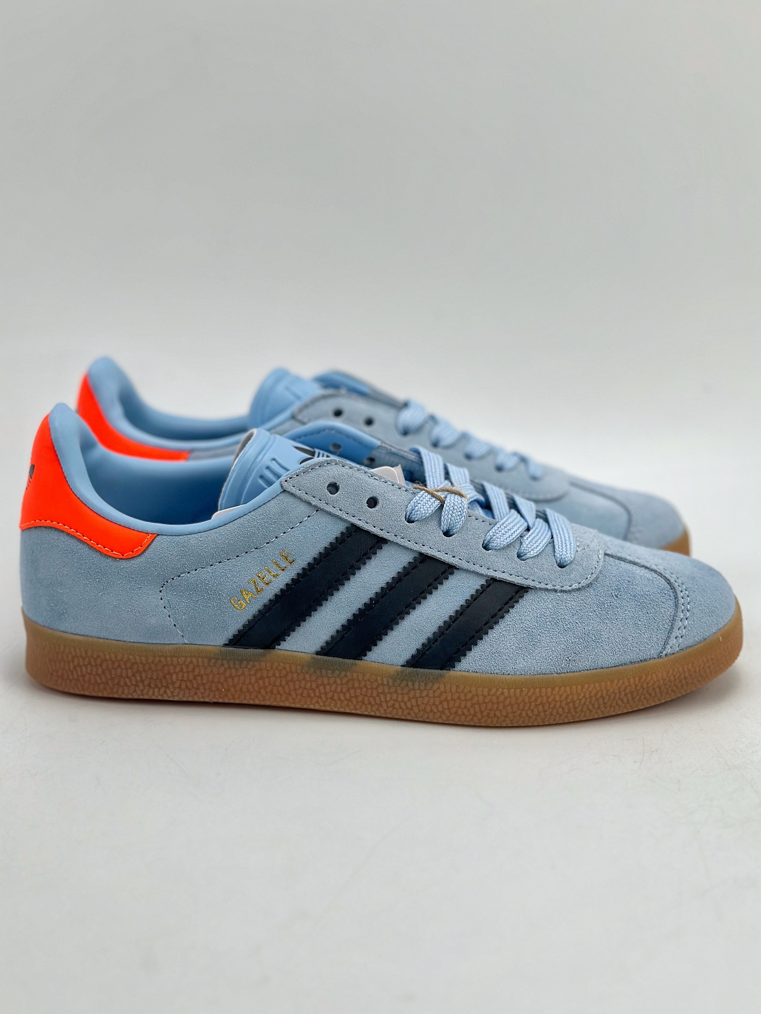 adidas Originals Gazelle 蓝 三叶草休闲防滑耐磨低帮板鞋   JI2076