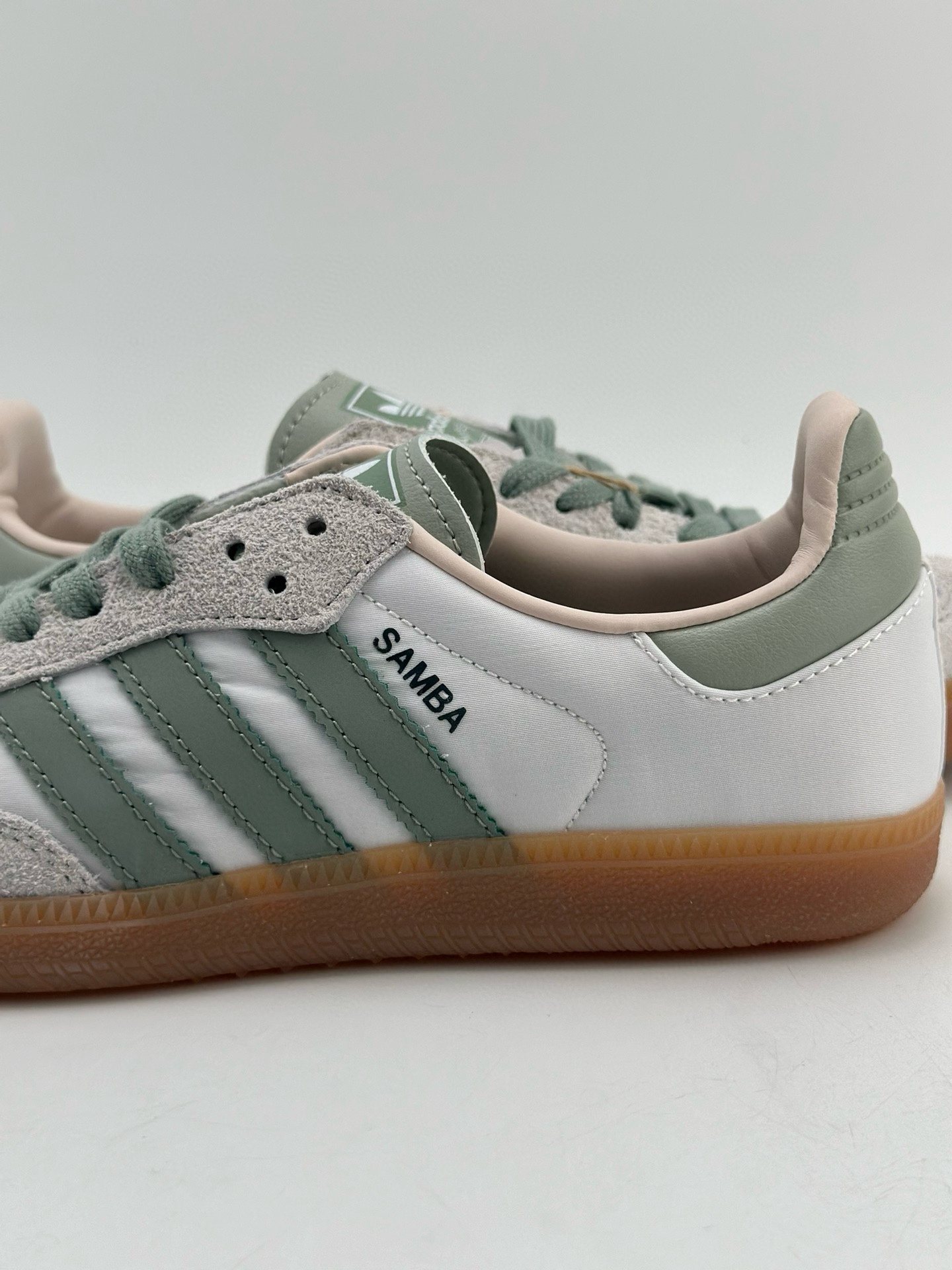 adidas originals Samba OG 桑巴舞系列复古经典轻便板鞋  ID0492