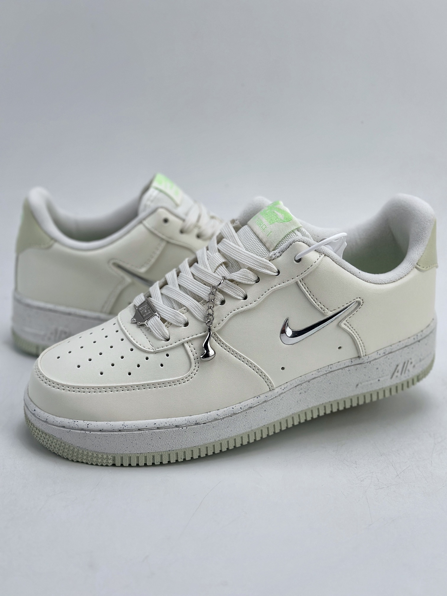 Nike Air Force 1 Low 07 NEXT 白  FN8540-100