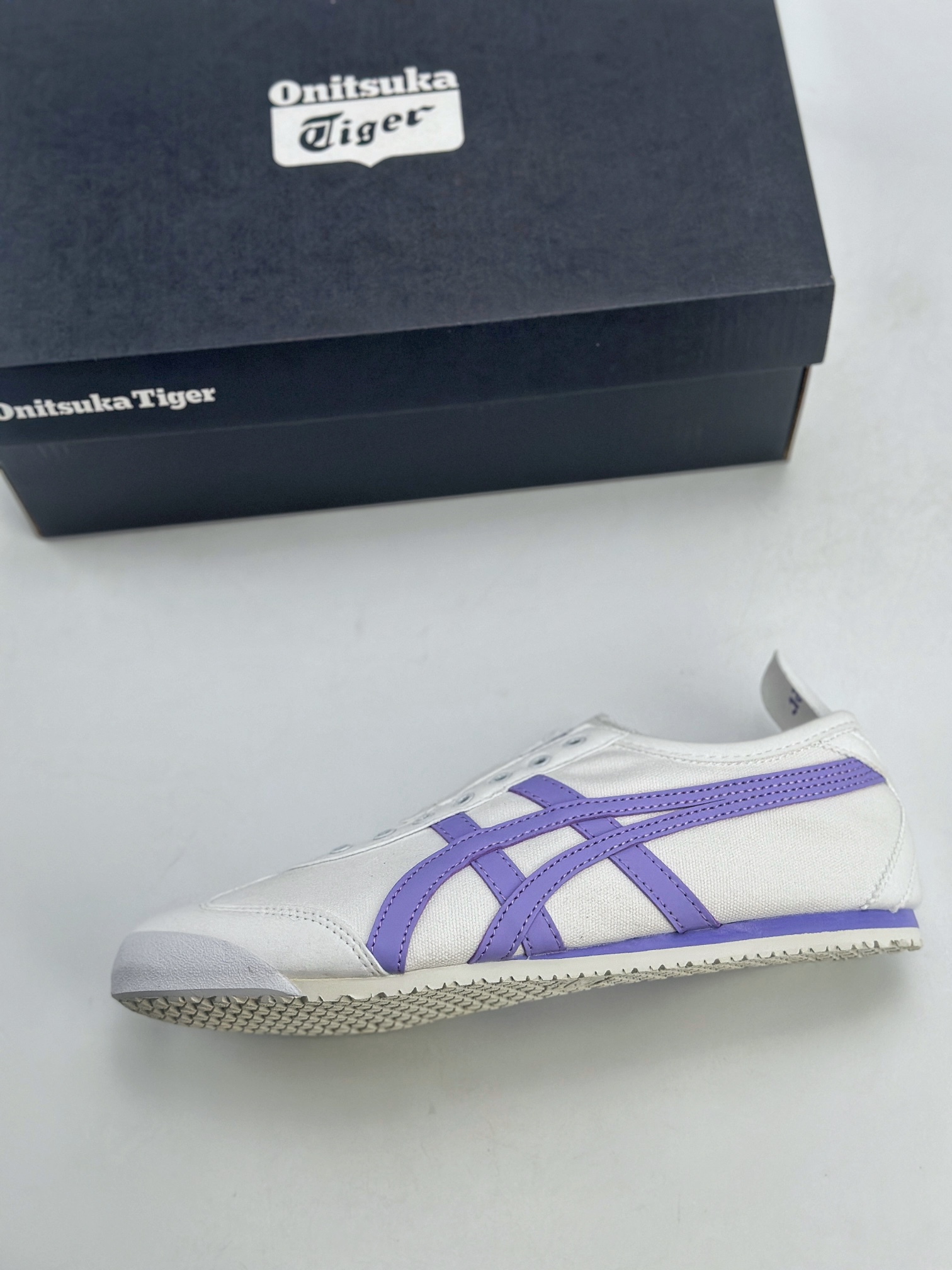 Onitsuka Tiger Mexico 66 Paraty 百搭单品 板鞋  1183B772-101