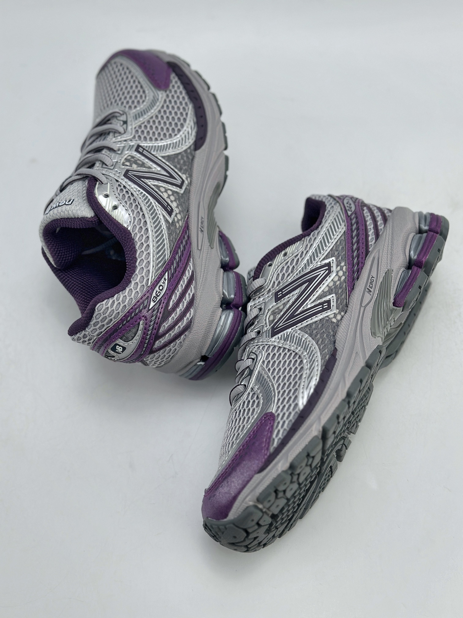 New Balance NB 860V2 防滑耐磨低帮跑步鞋  ML860PP2