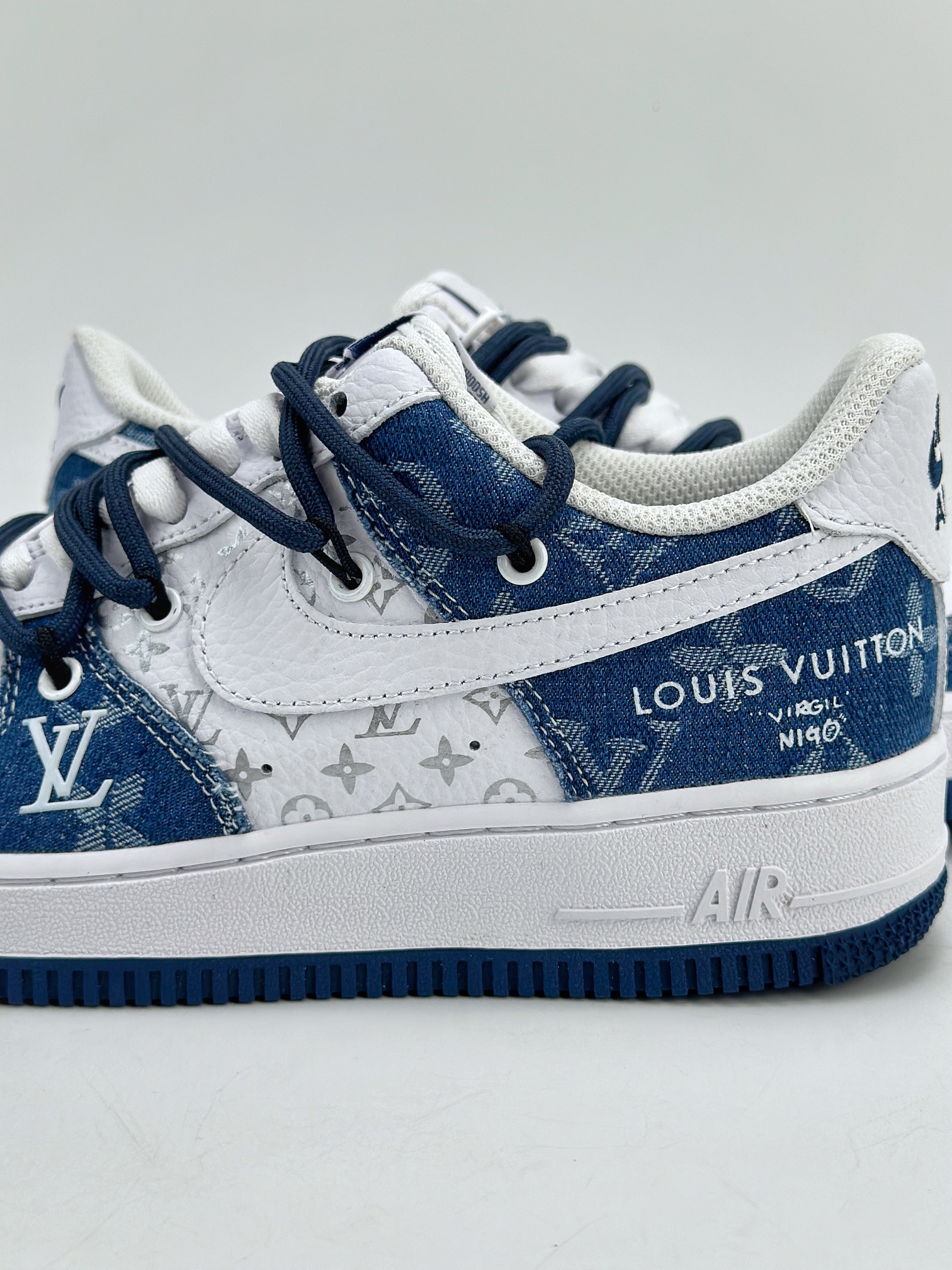 Nike Air Force 1 Low 07 x Louis Vuitton 白蓝牛仔布绑带 ZH0316-021