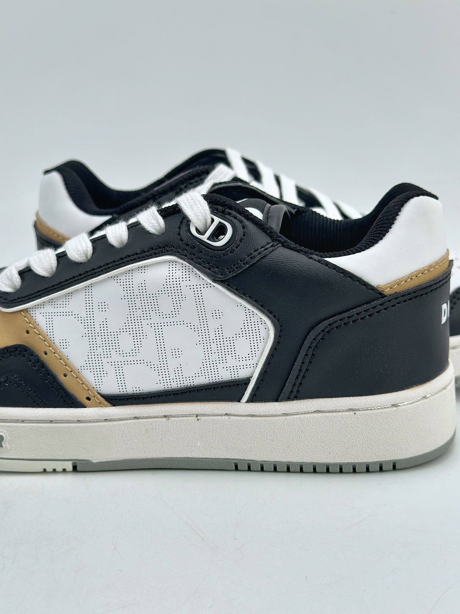 Premium luxury shoes 9