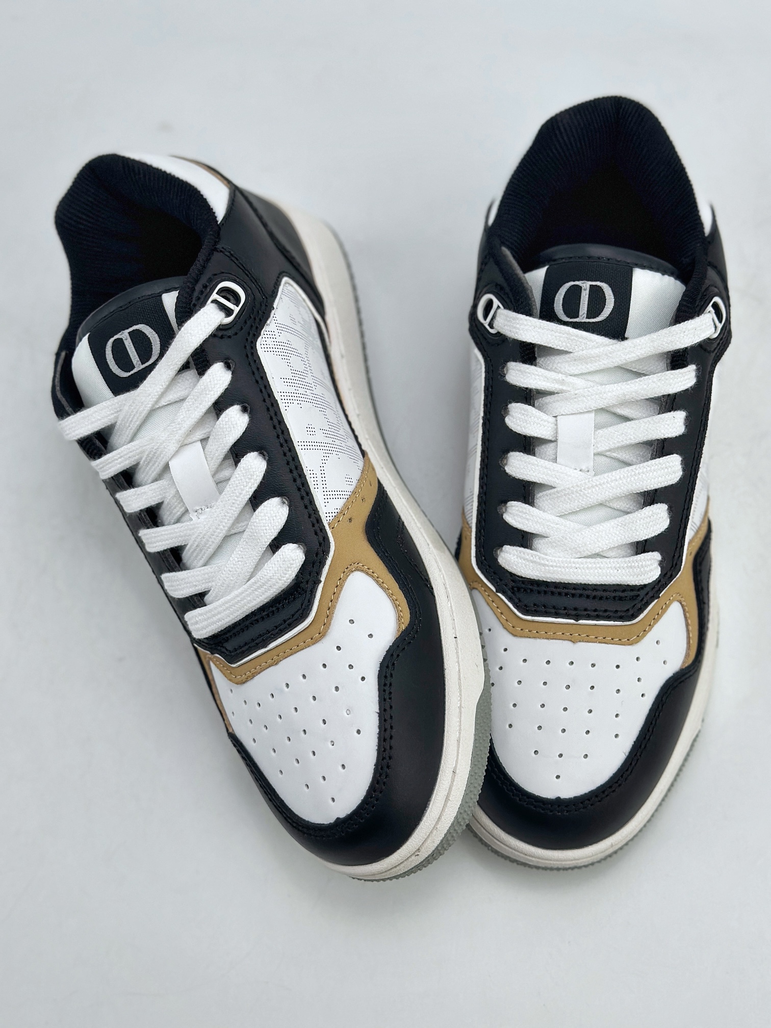 Premium luxury shoes 2