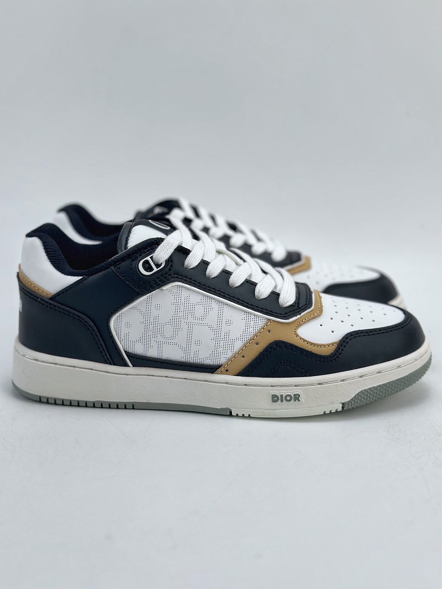 Premium luxury shoes 4