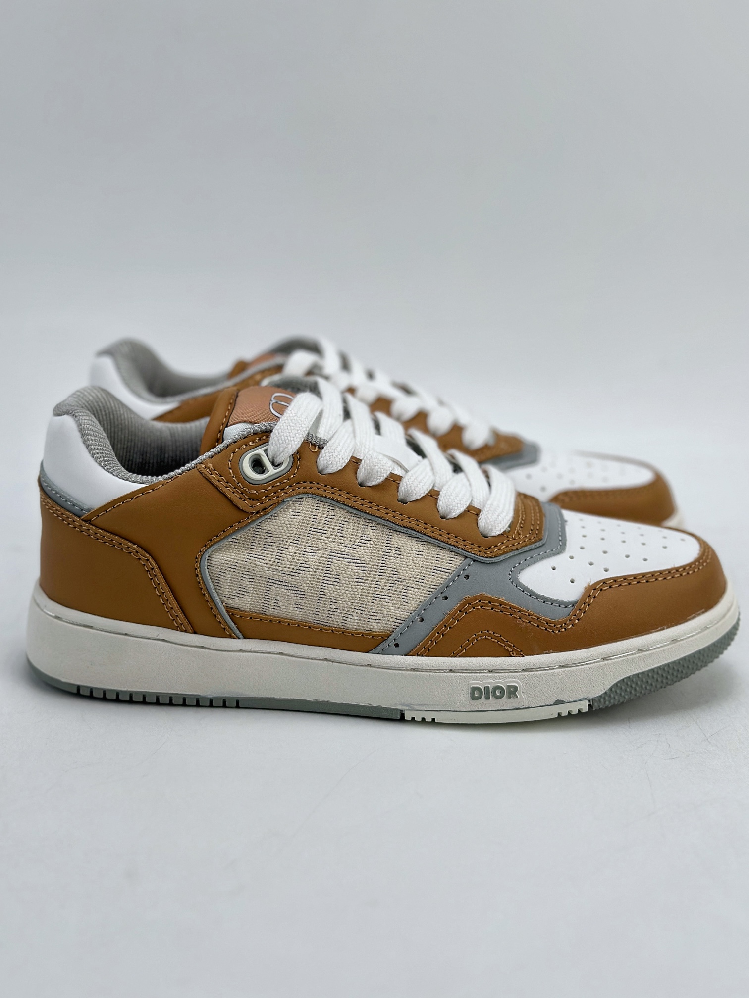 Premium luxury shoes 4