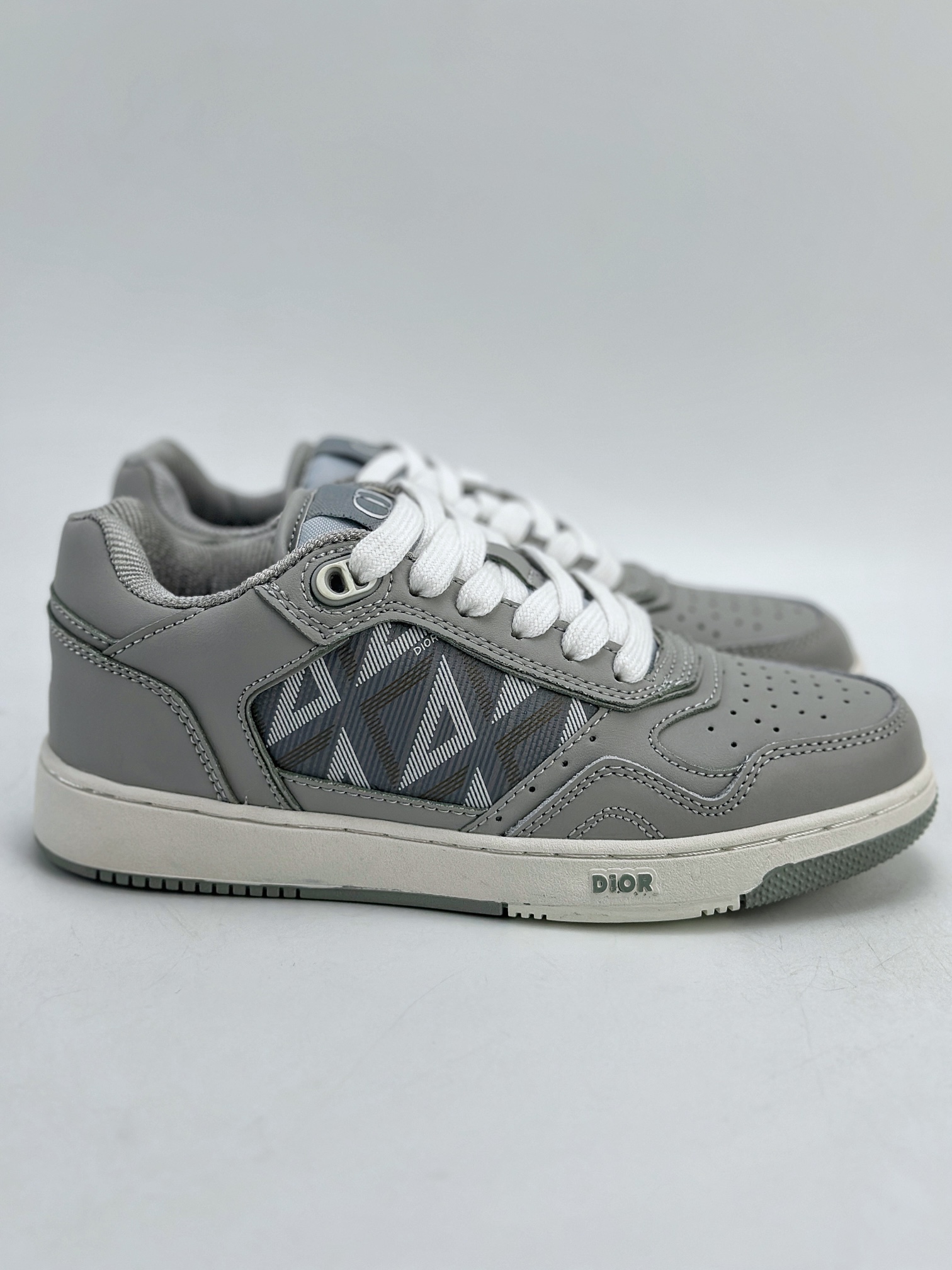 Premium luxury shoes 3