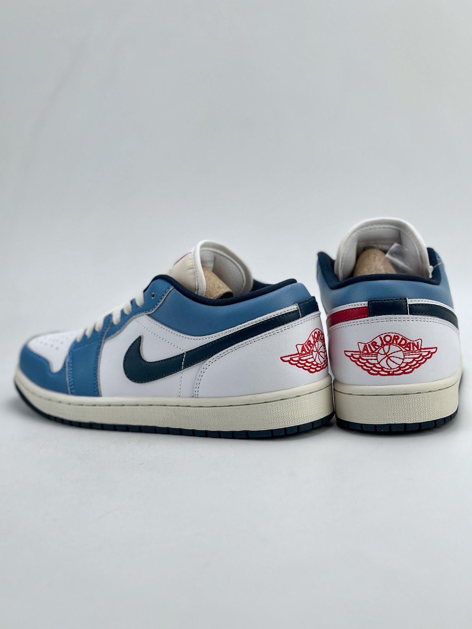 Air Jordan 1 Retro Low 海军蓝  HM3711-144